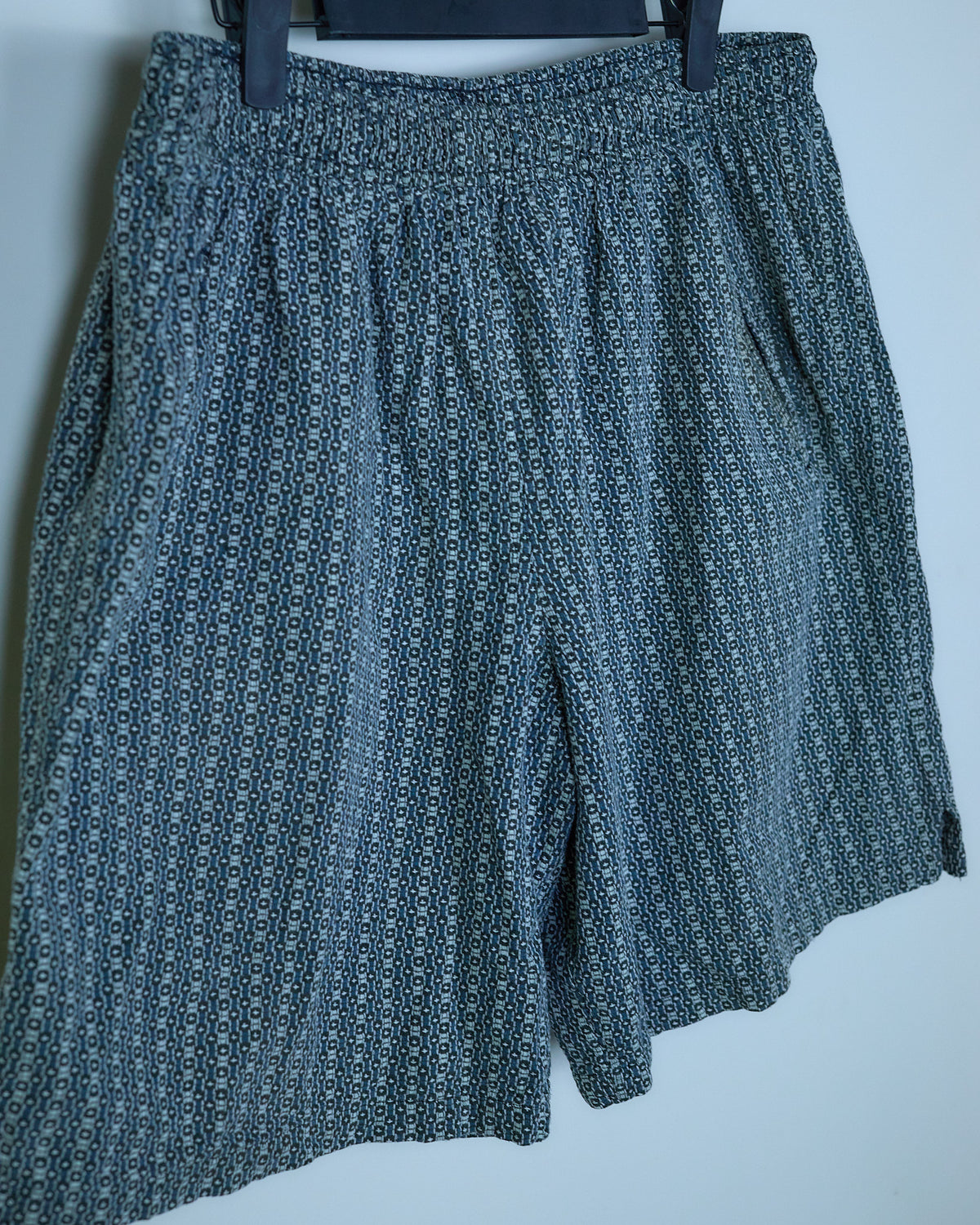 Early 90s Nike Golf Swoosh 18Dark Blue/Grey Pattern Shorts (L)
