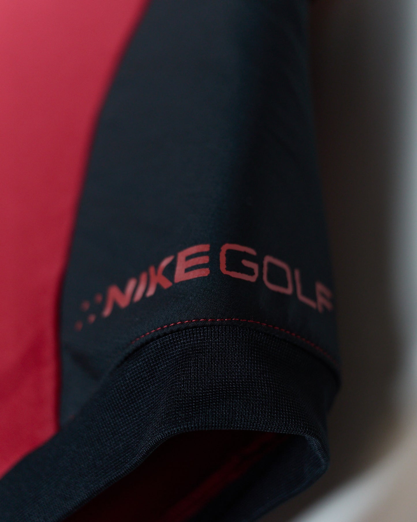 90s Nike Golf Red/Black Zip Up Windbreaker Vest (L)