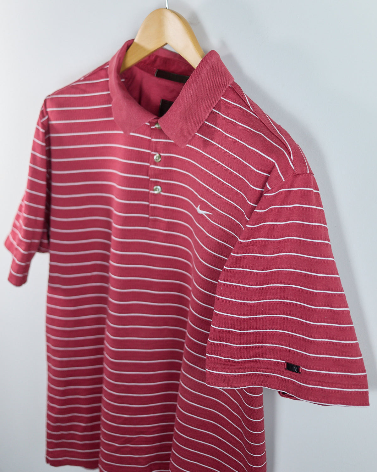 00s Nike Golf Tiger Woods Red/White Horizontal Striped Polo (L)