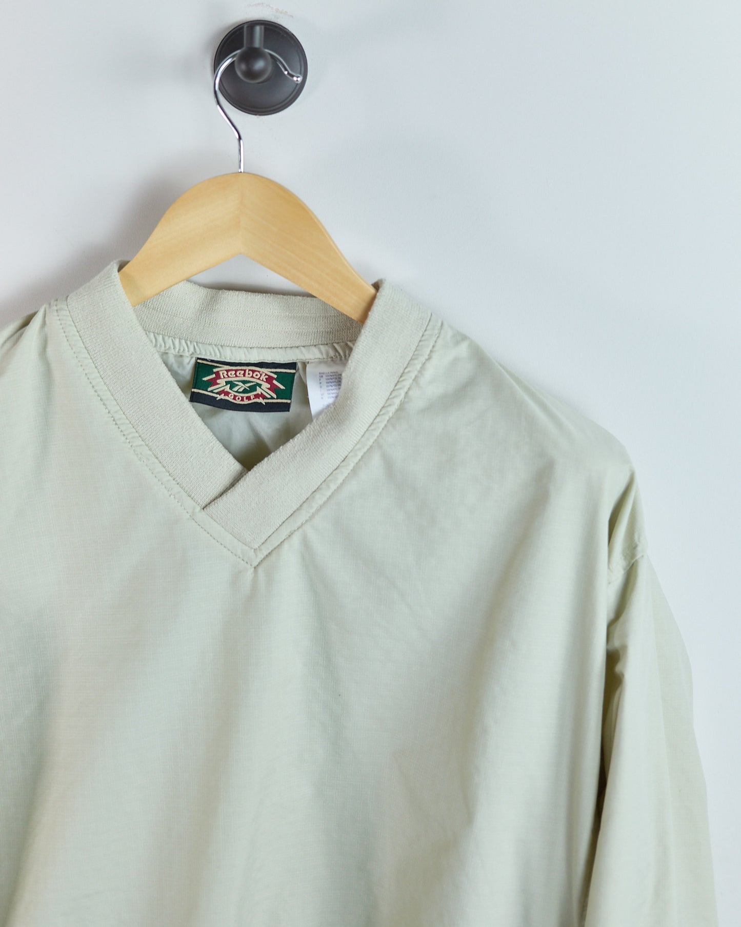 Early 90s Reebok Cream V Neck Windbreaker (M)