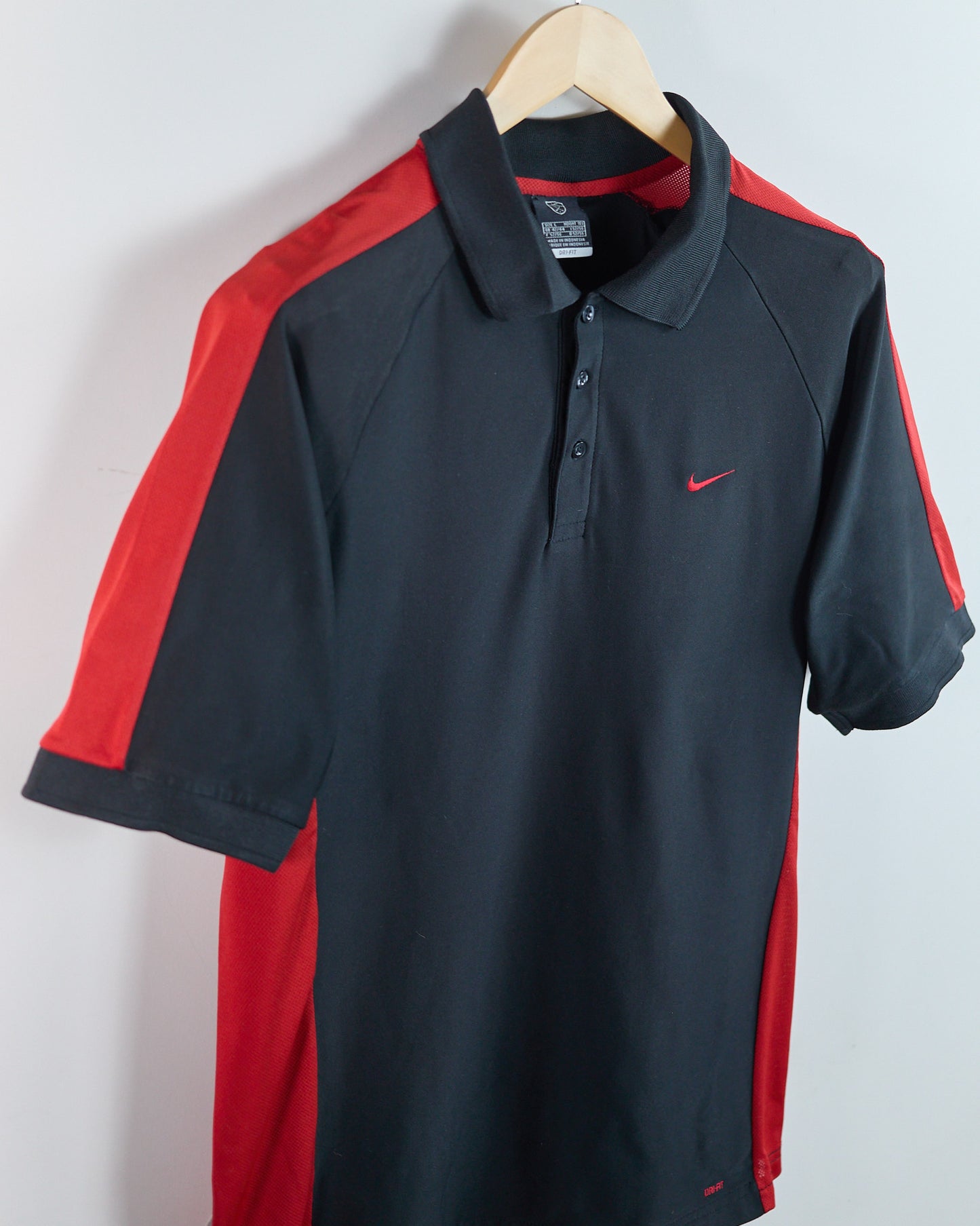 Early 00s Nike Golf Black/Red Polo (L)
