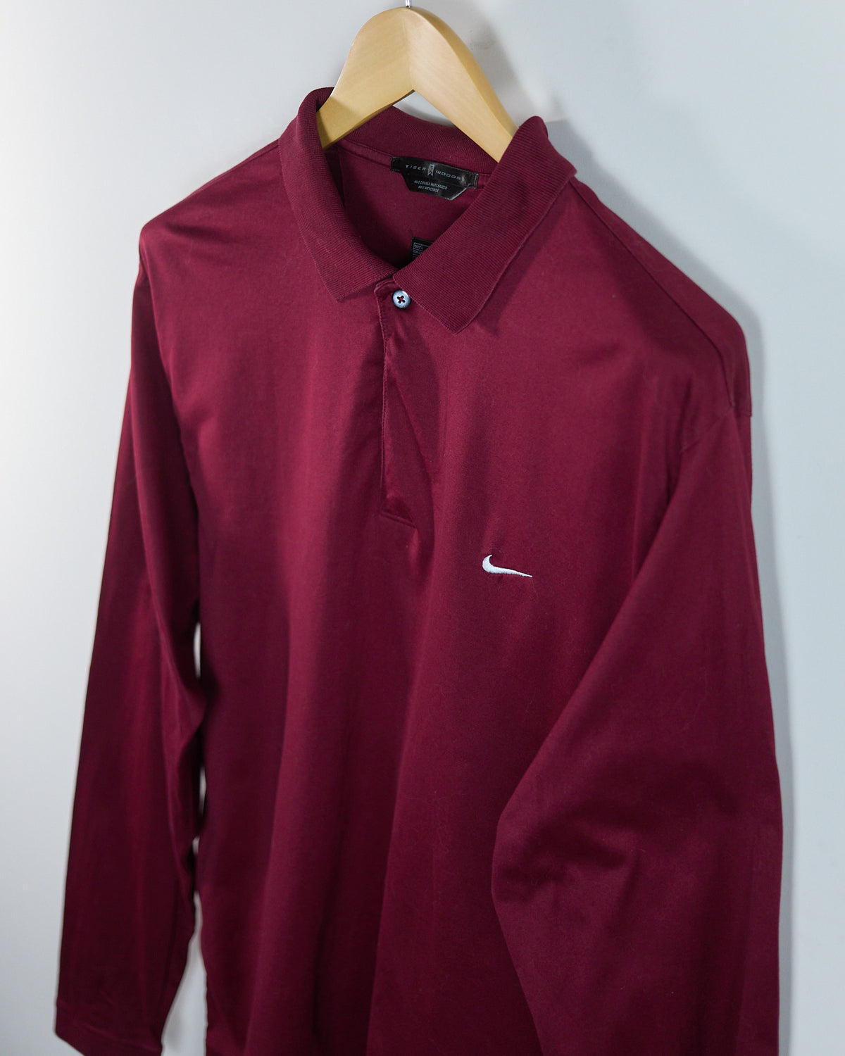90s to early 00s Nike Golf Tiger Woods Maroon Long Sleeve Polo (L)