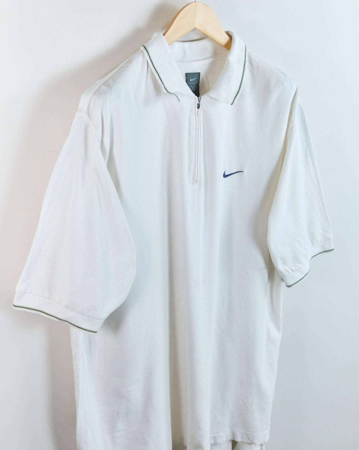 90s to early 00s Nike Golf Tiger Woods Yin Yang White Zip Up Polo (XL)