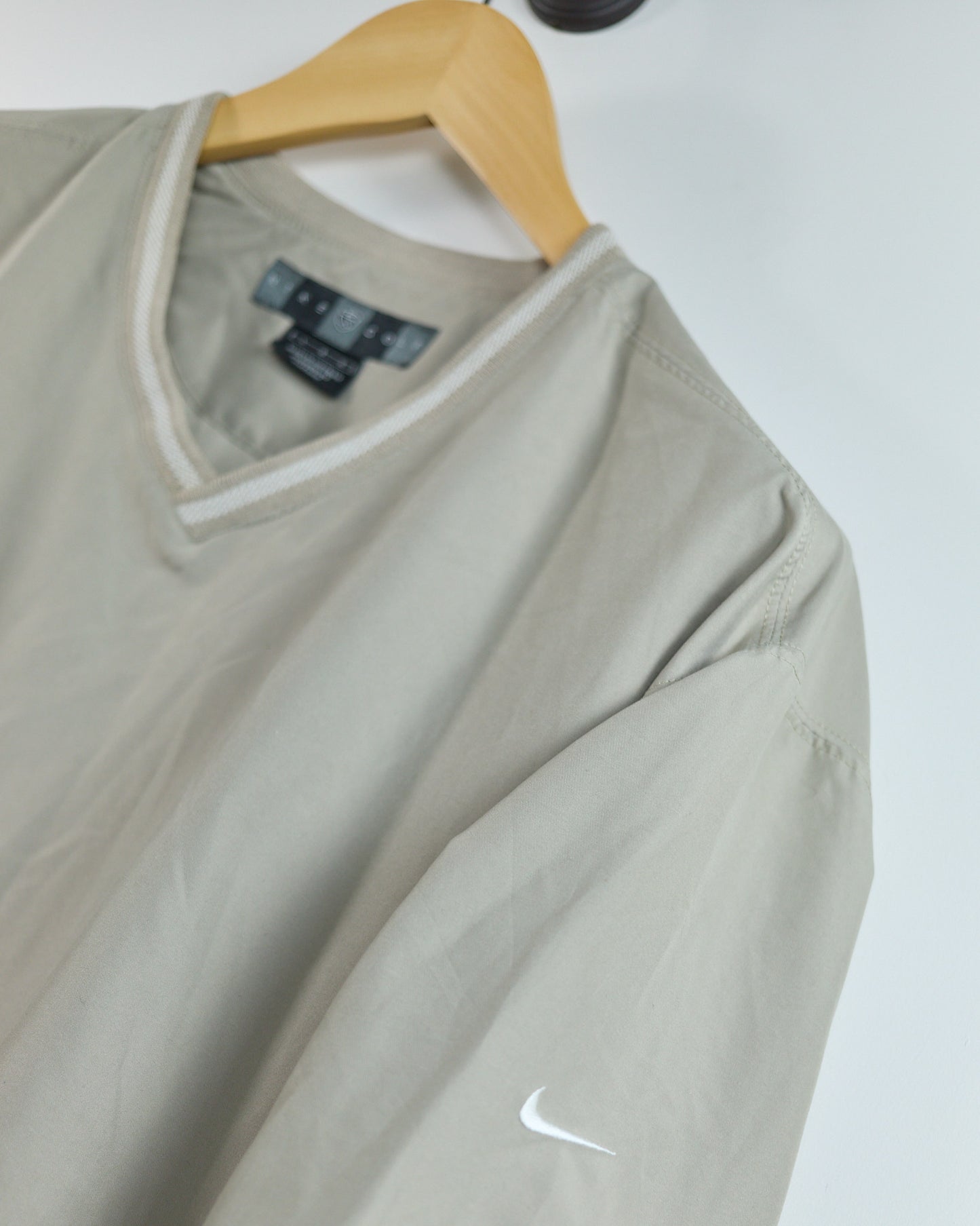 90s Nike Golf Shield Logo Sand V Neck Windbreaker (L)