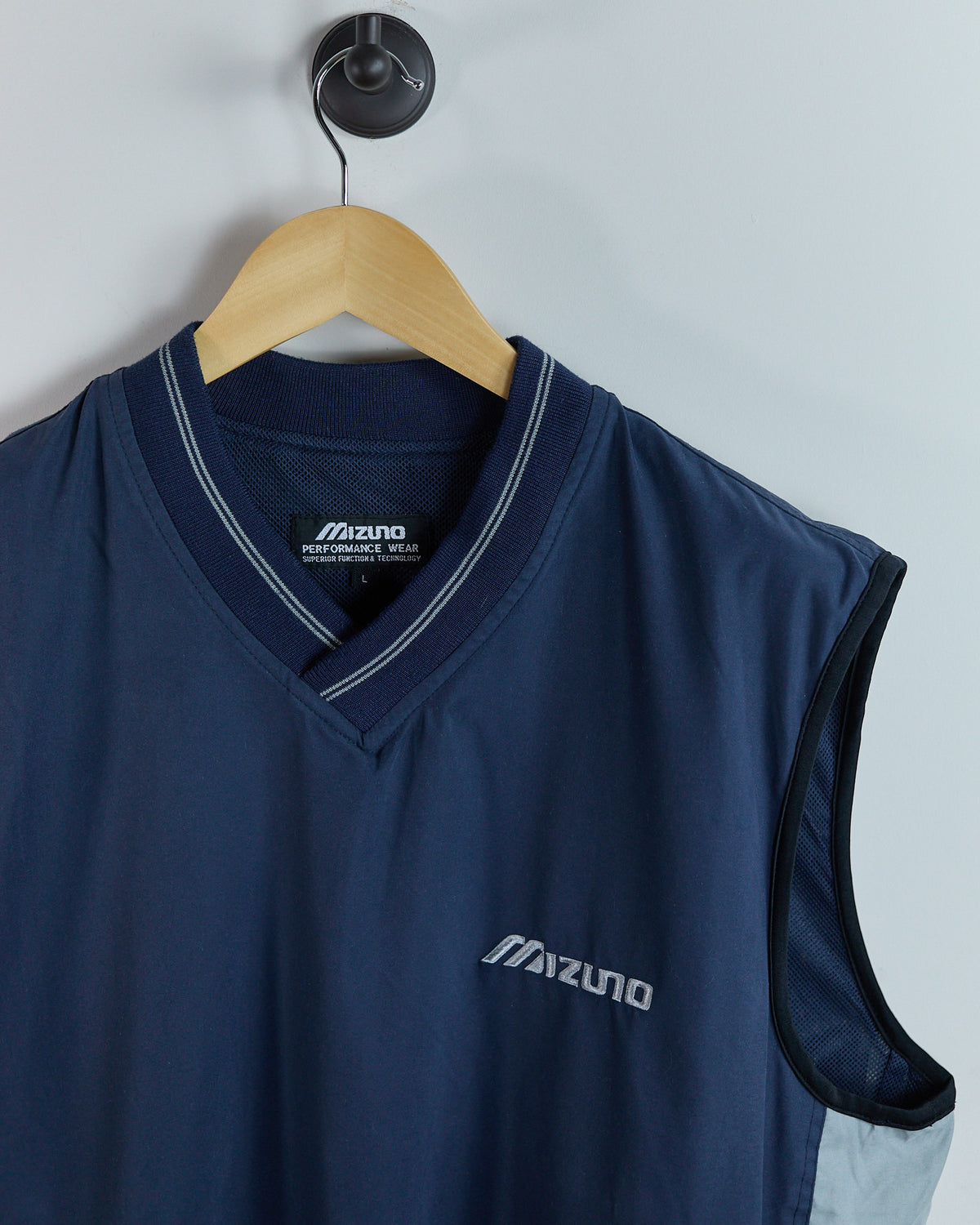 90s Mizuno Golf Navy V Neck Windbreaker Vest (L)