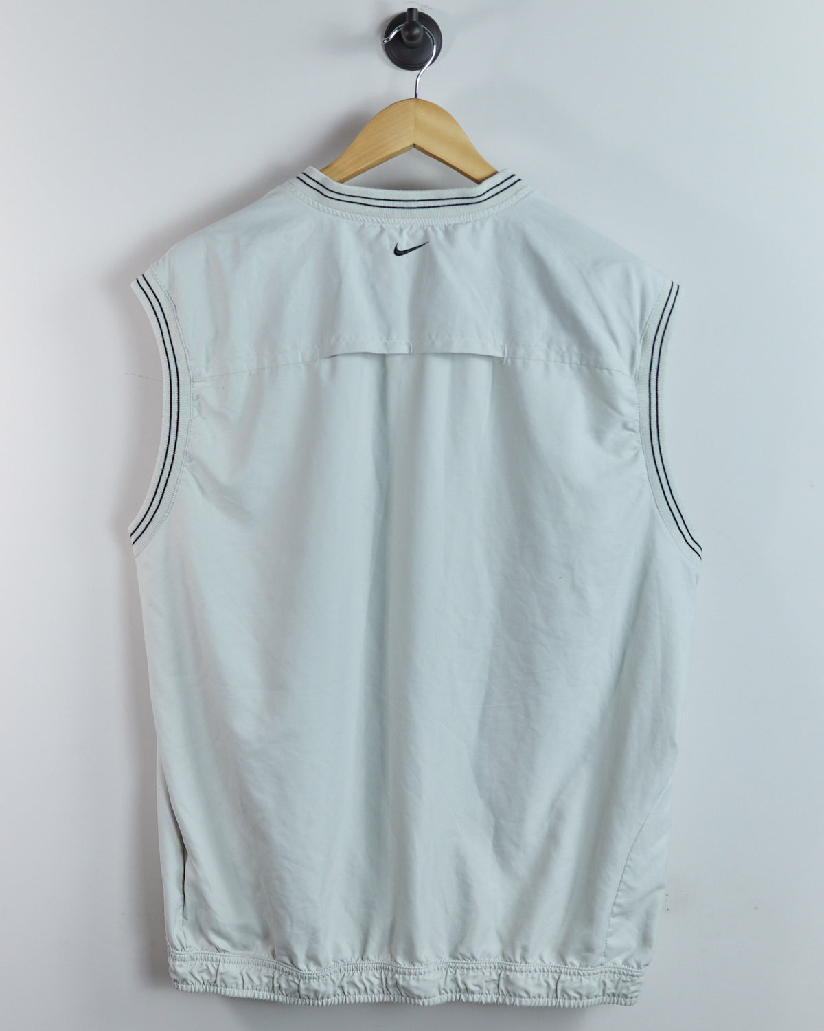 90s Nike Golf Cream V Neck Windbreaker Vest (XL, smaller)
