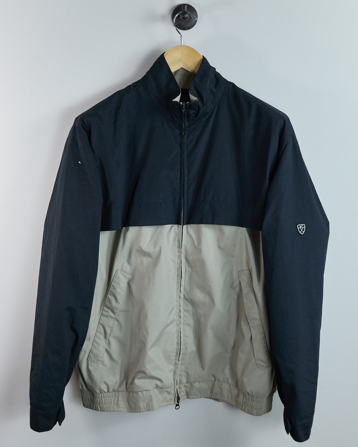 90s Nike Golf Shield Logo Beige/Black Zip Up Windbreaker (M)