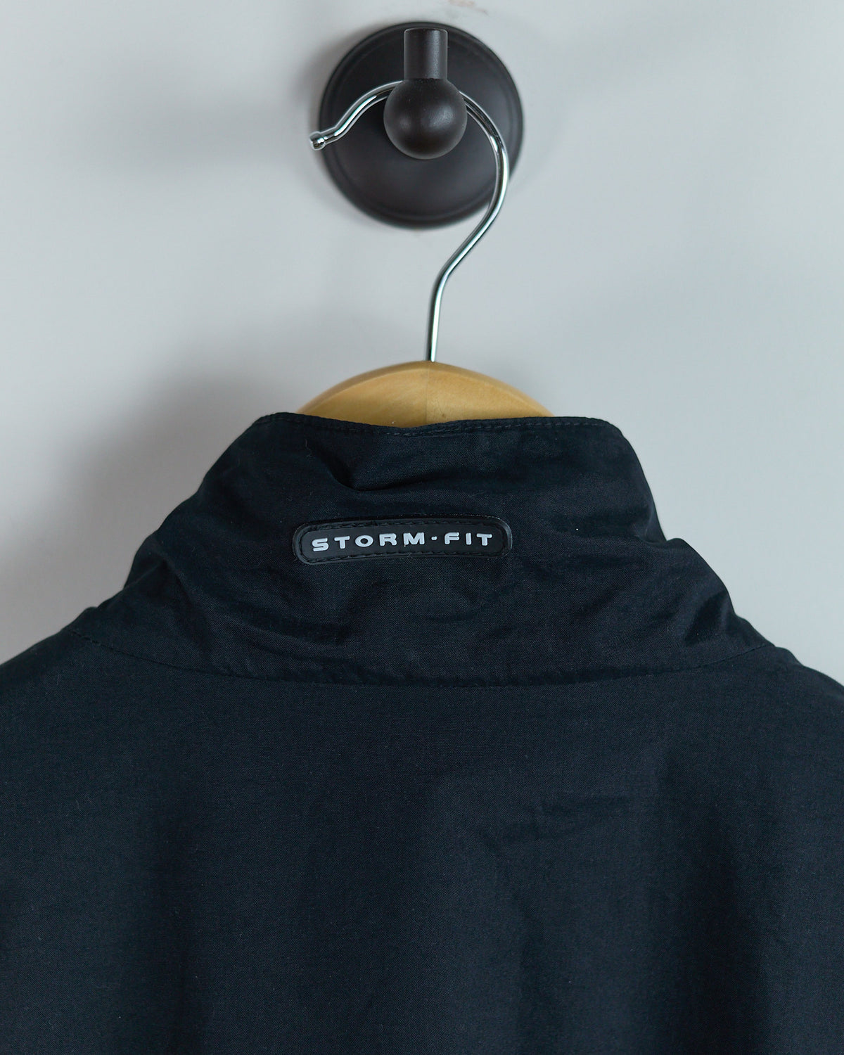 Late 90s Nike Golf Shield Logo Black Zip Up Windbreaker (M)
