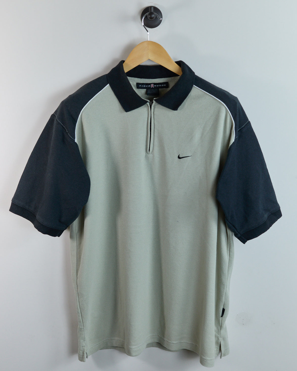 90s Nike Golf Tiger Woods Beige/Black Zip Up Polo (XL)