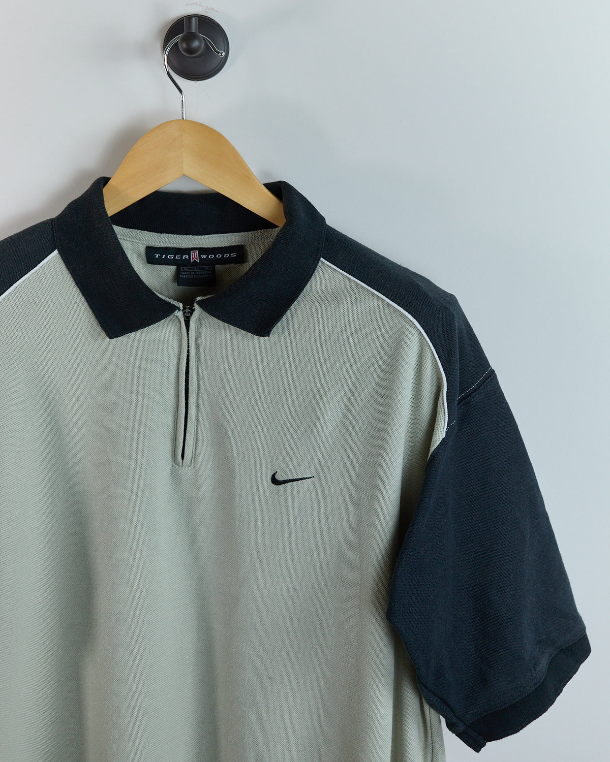 90s Nike Golf Tiger Woods Beige/Black Zip Up Polo (XL)