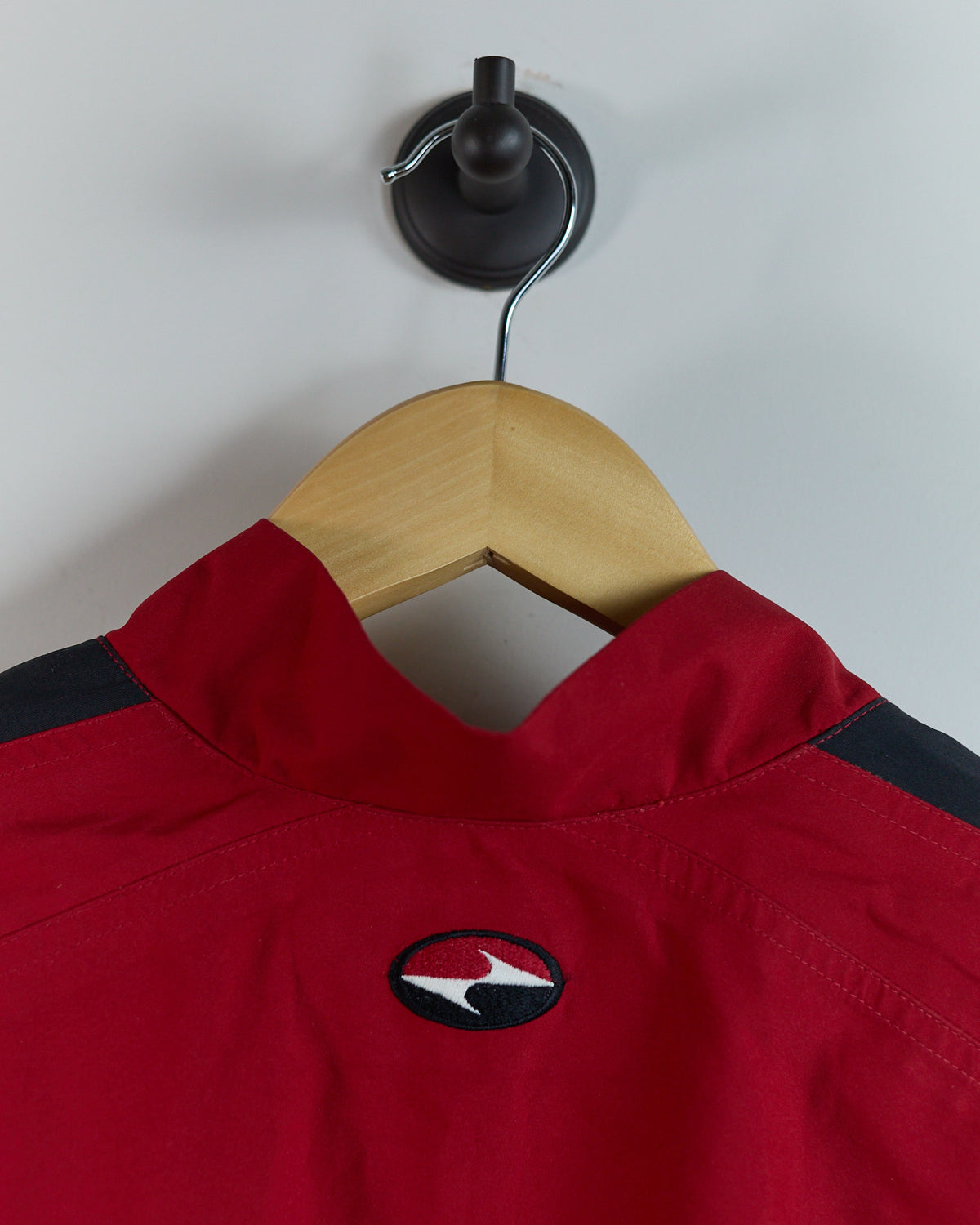 90s Nike Golf Tiger Woods Yin Yang Red/Black Quarter Zip Windbreaker (M)