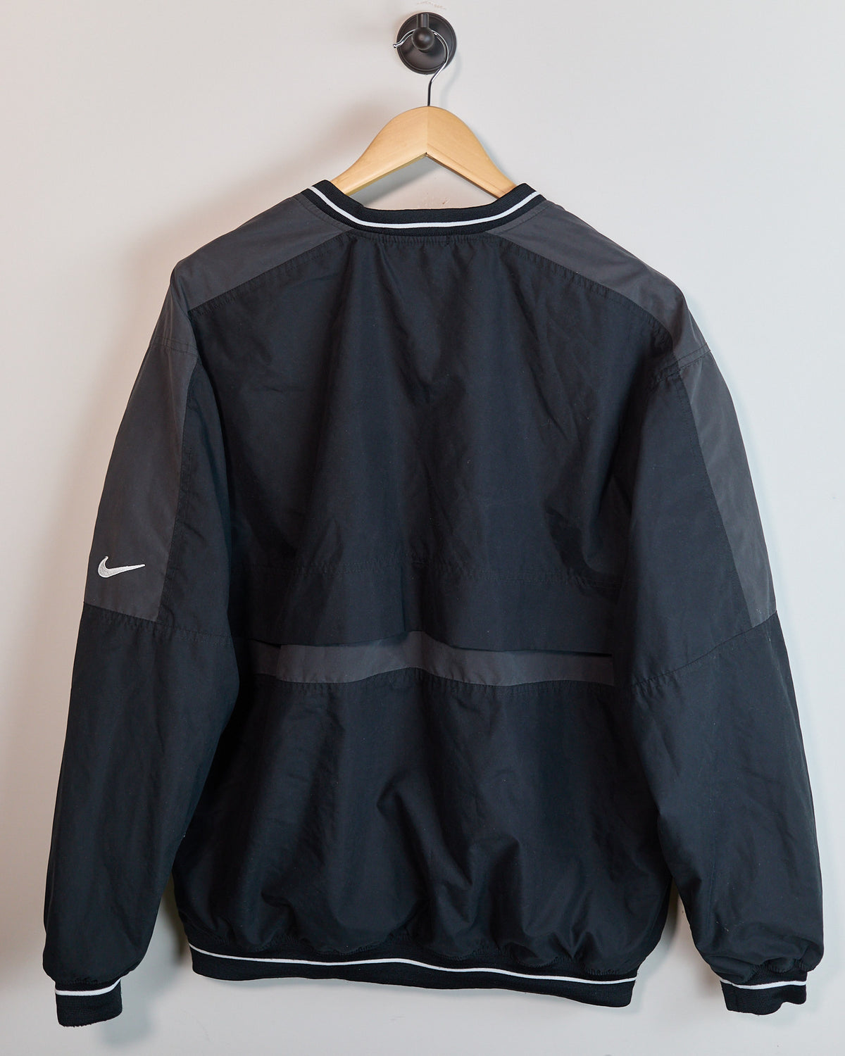 80s to early 90s Nike Golf Black/Dark Grey Windbreaker (L)