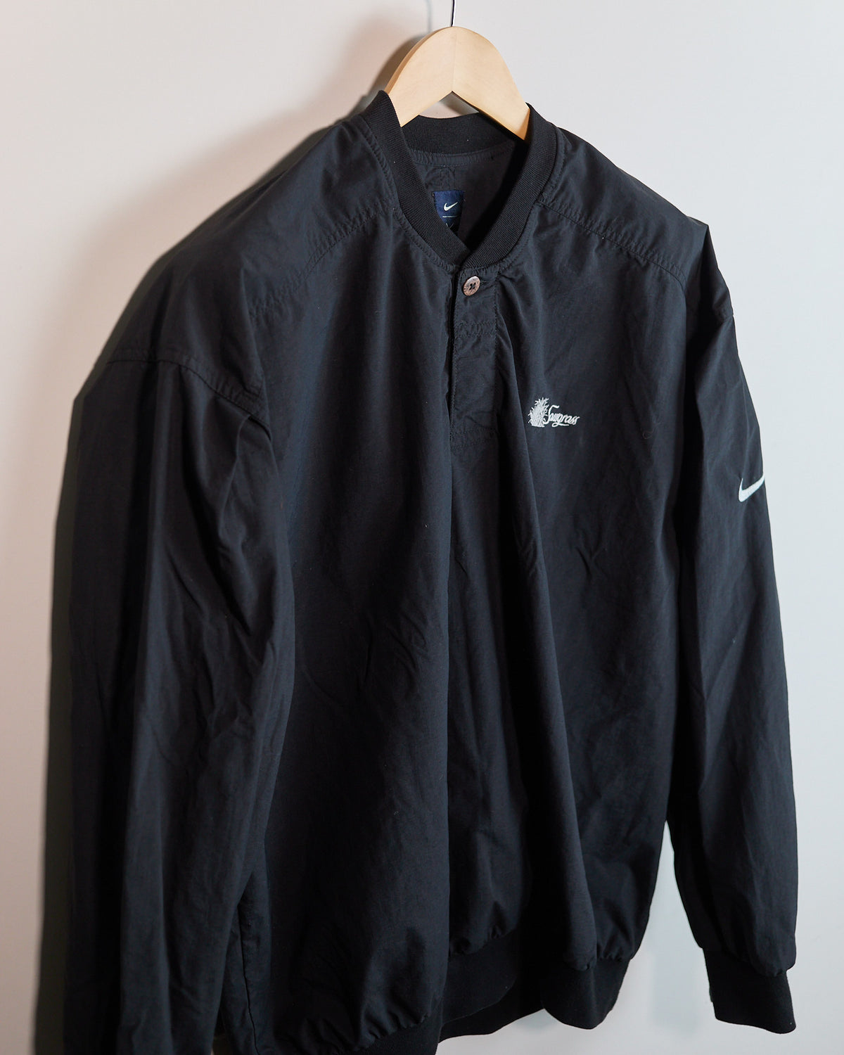 Mid to late 90s Nike Golf Black/White Crew Neck Windbreaker (L)