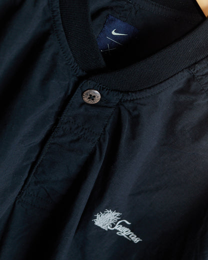 Mid to late 90s Nike Golf Black/White Crew Neck Windbreaker (L)