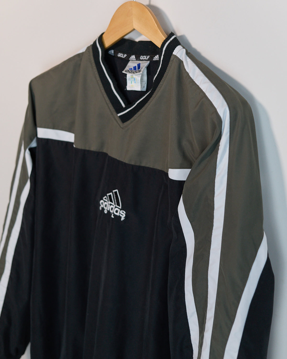 Mid 90s Adidas Golf Black/Khaki V Neck Windbreaker (XL)