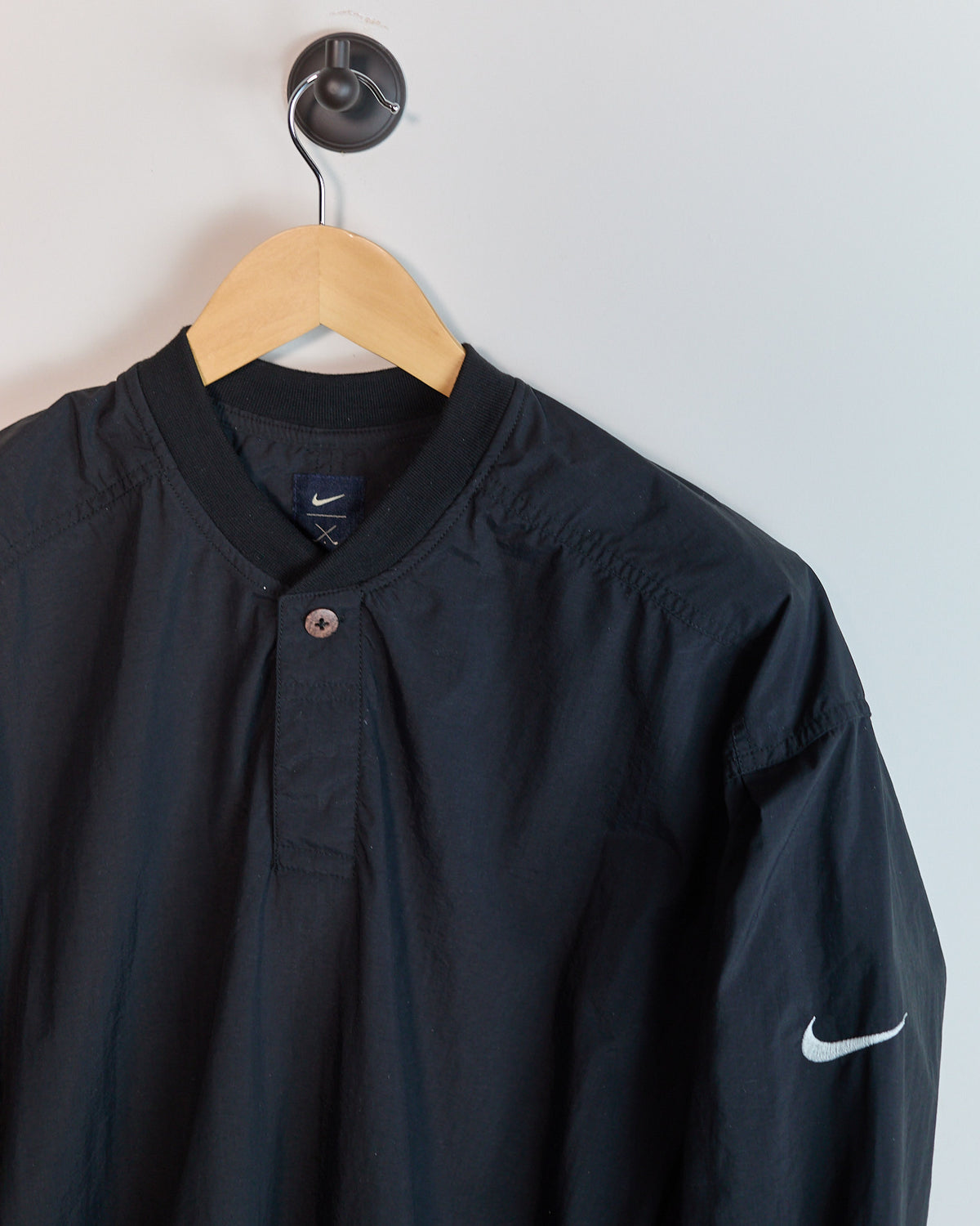 Early 90s Nike Golf Black Crew Neck Windbreaker (M)