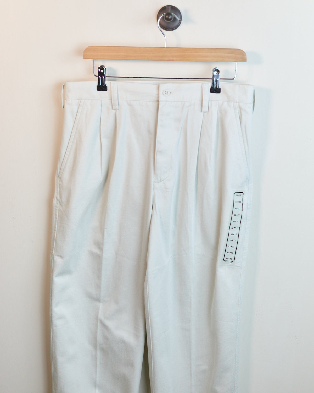 90s Nike Golf Cream Double Pleated Chinos (32/32)