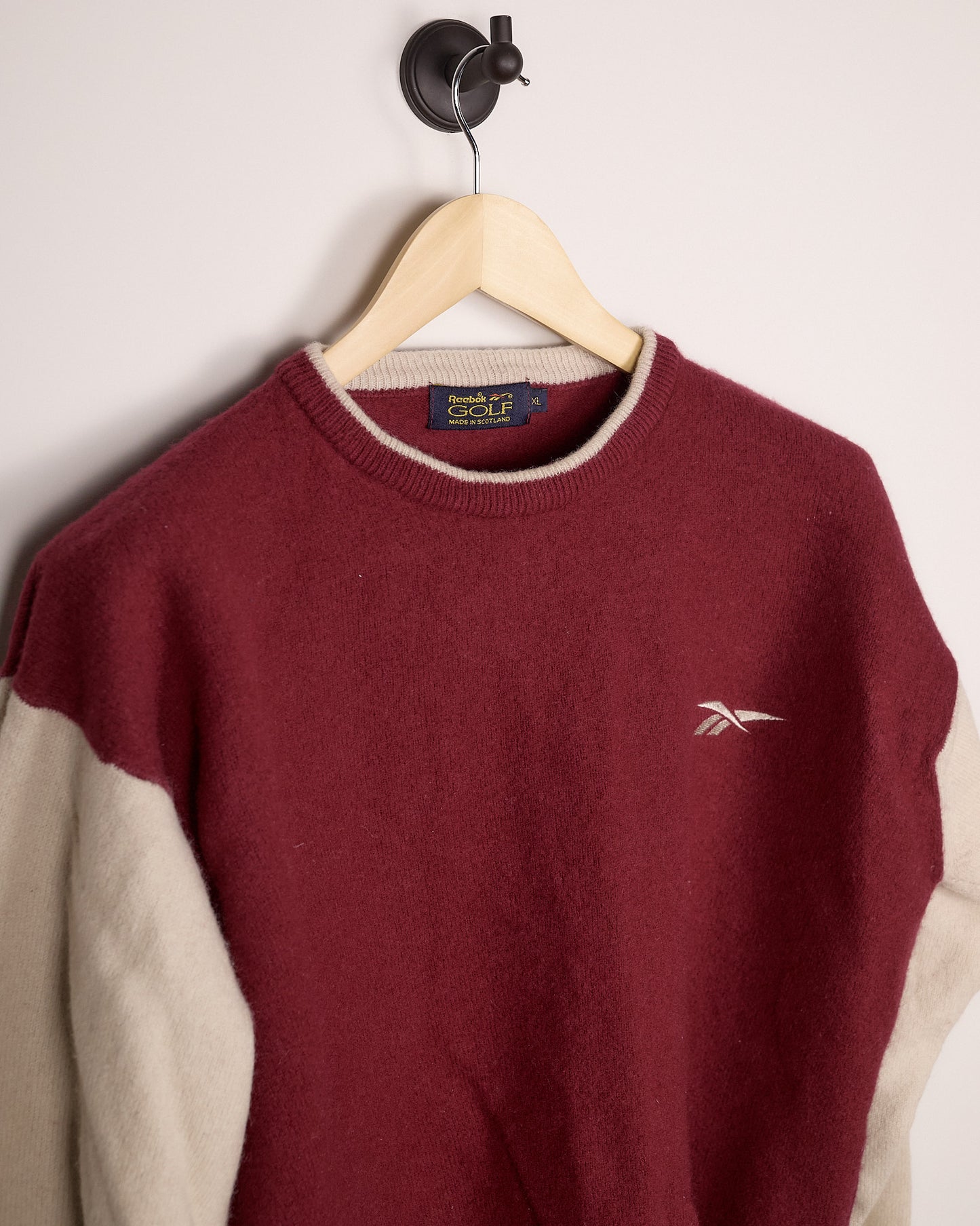 90s Reebok Burgundy/Cream Knitwear (XL)