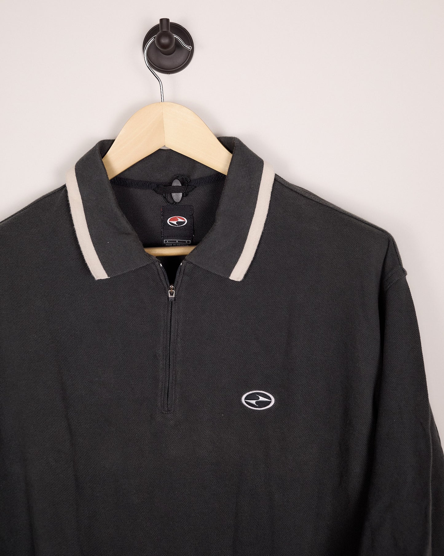 Late 90s Nike Golf Tiger Woods Yin Yang Grey/White Polo (L)