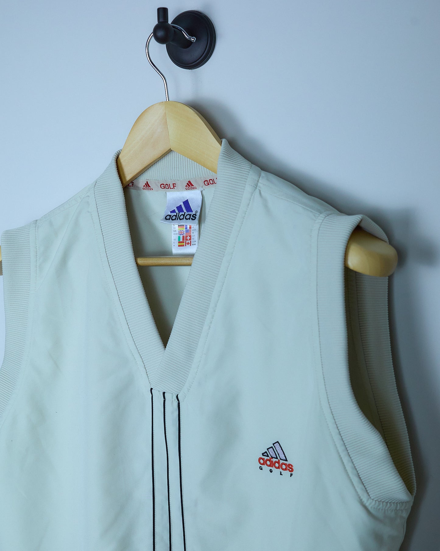 Mid 90s Adidas Golf Cream/Black V Neck Gilet Windbreaker Jacket (M)