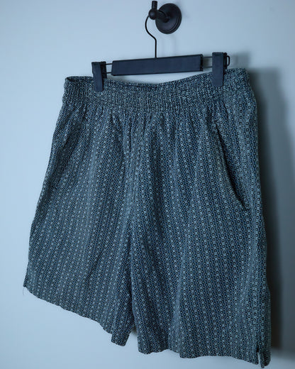Early 90s Nike Golf Swoosh 18Dark Blue/Grey Pattern Shorts (L)