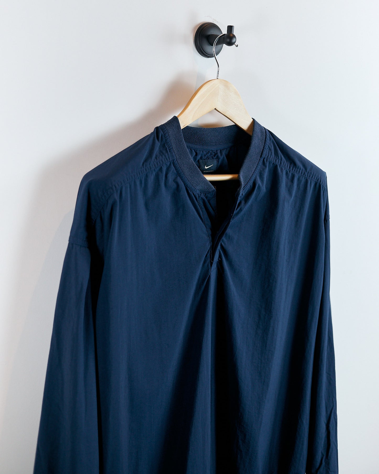 90s Nike Golf Navy Blue/Black Tick Windbreaker Button Collar (L)