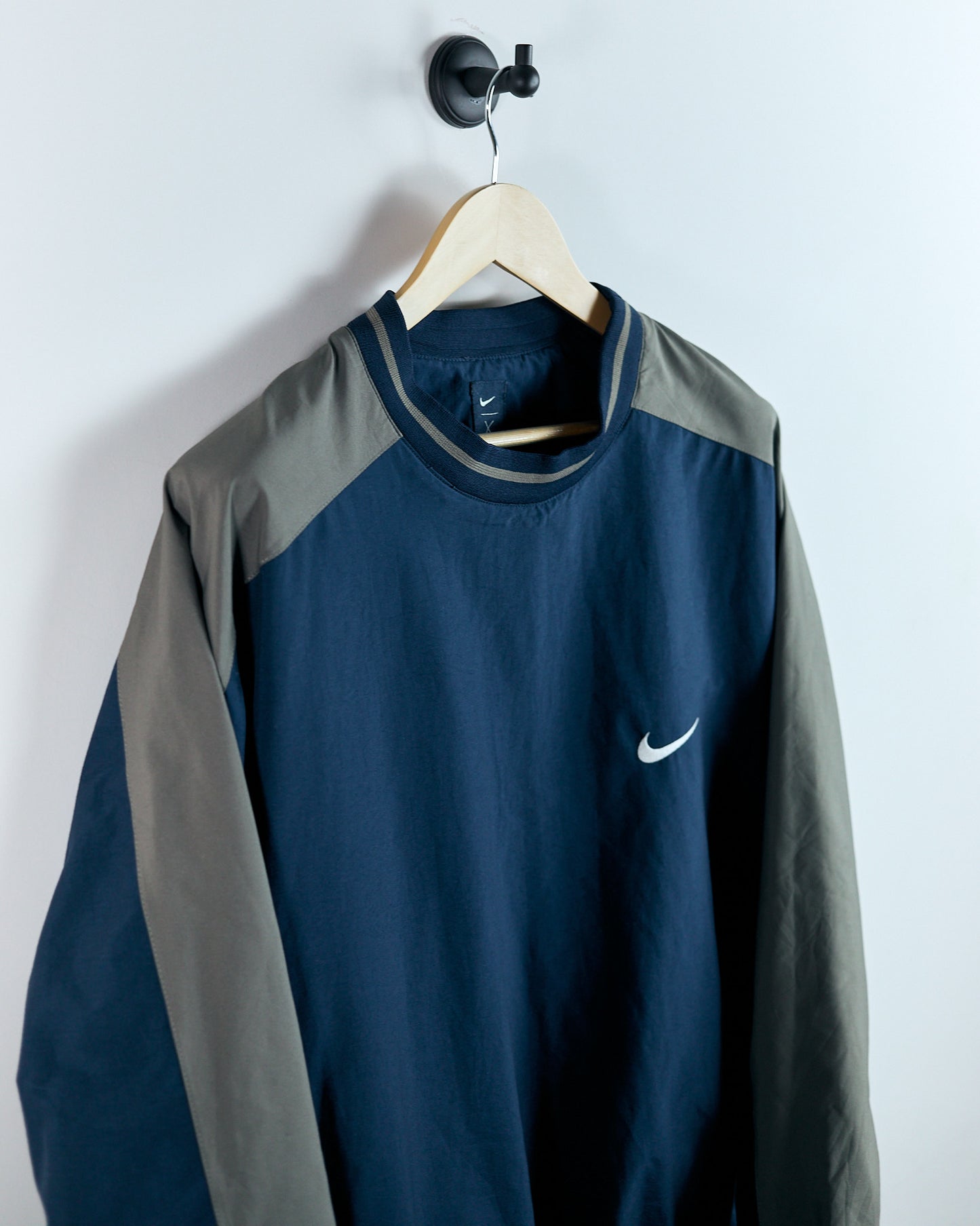 90s Nike Storm-Fit Blue/Brown Detailing Crew Neck Windbreaker (L)