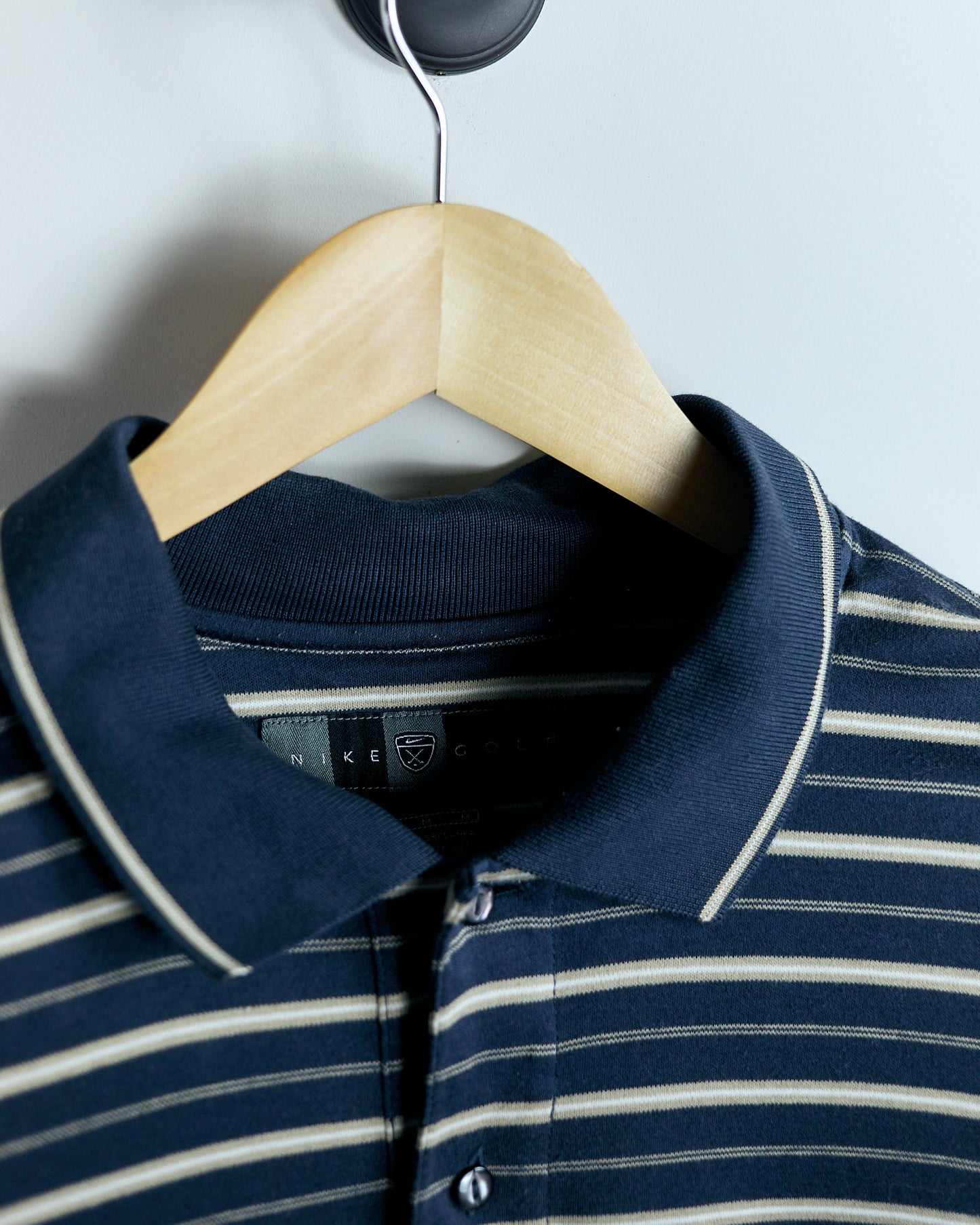 00s Nike Golf Navy Blue/Cream Horizontal Stripe Polo (M)