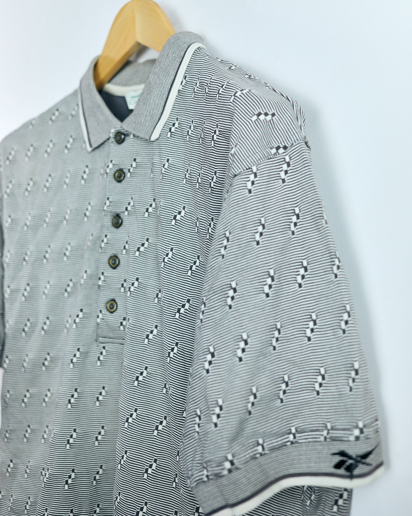 90s Reebok Cream/Brown Chequered Polo (L)