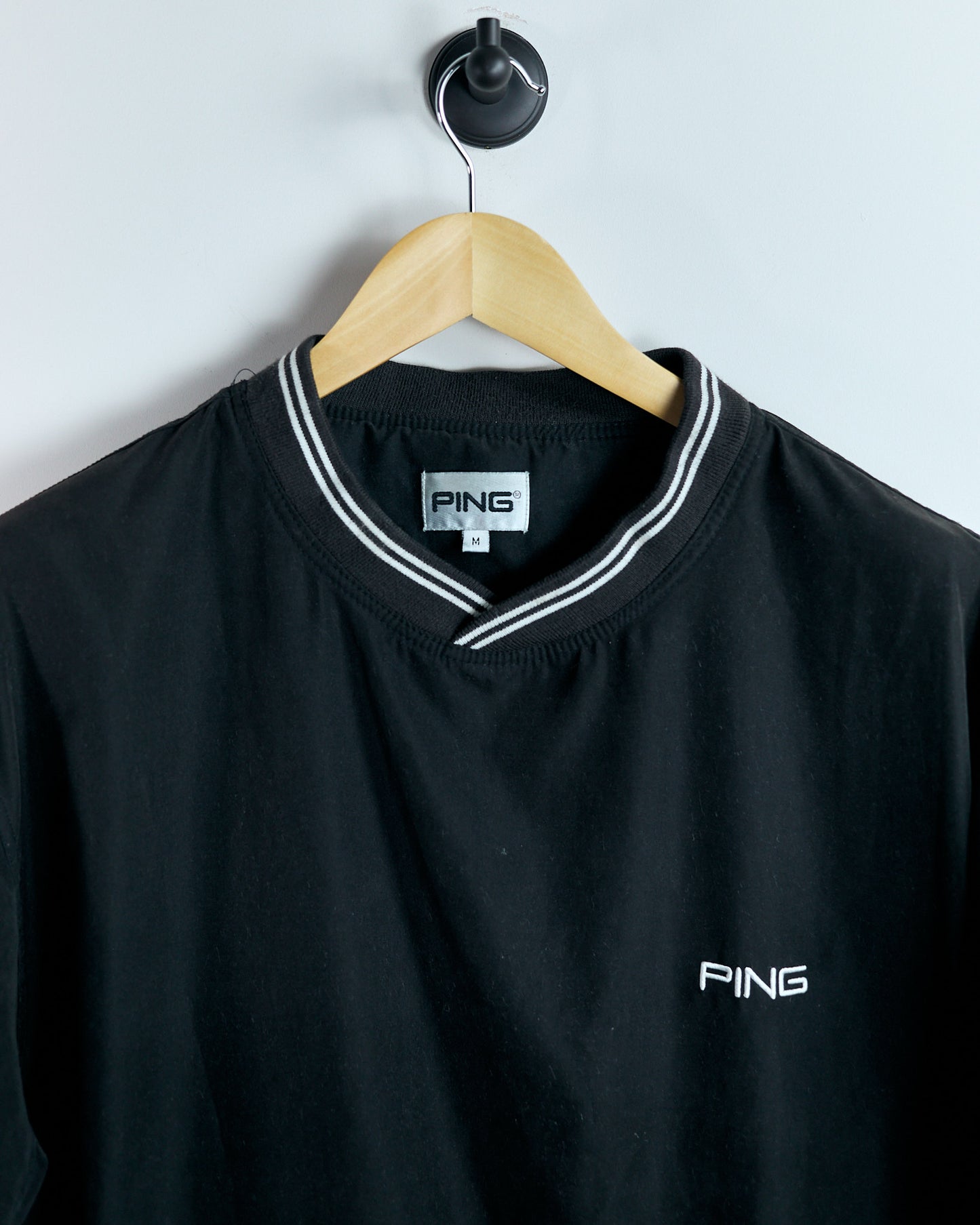 90s Ping Black Short Sleeve V Neck Windbreaker (M)