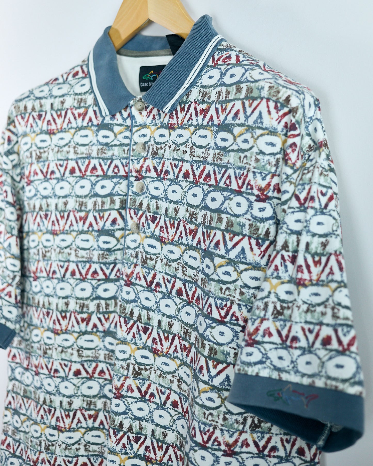 90s Greg Norman Cream and Blue Multicolour Pattern Polo (L)