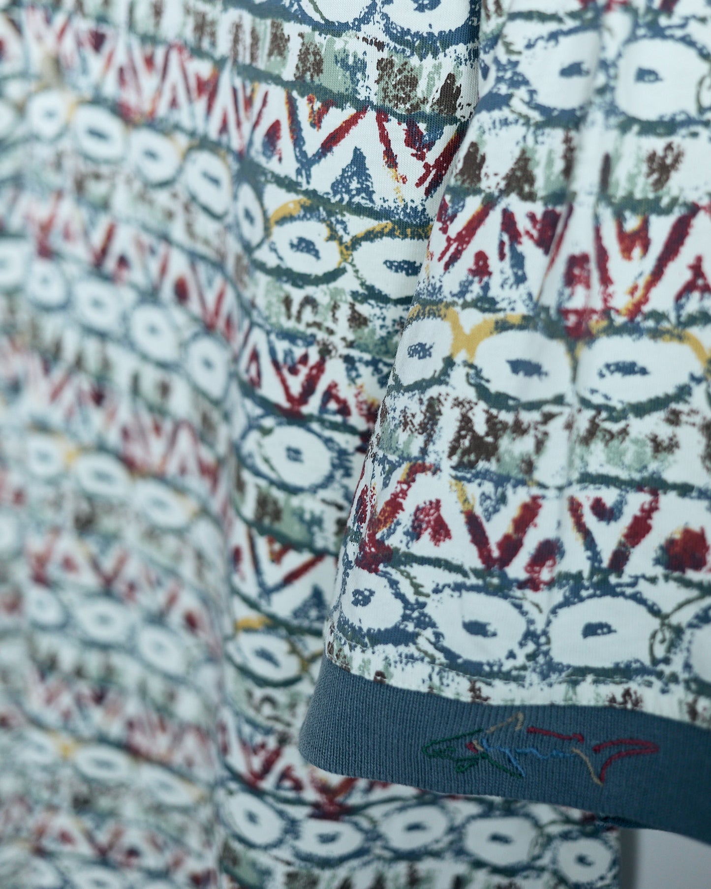 90s Greg Norman Cream and Blue Multicolour Pattern Polo (L)