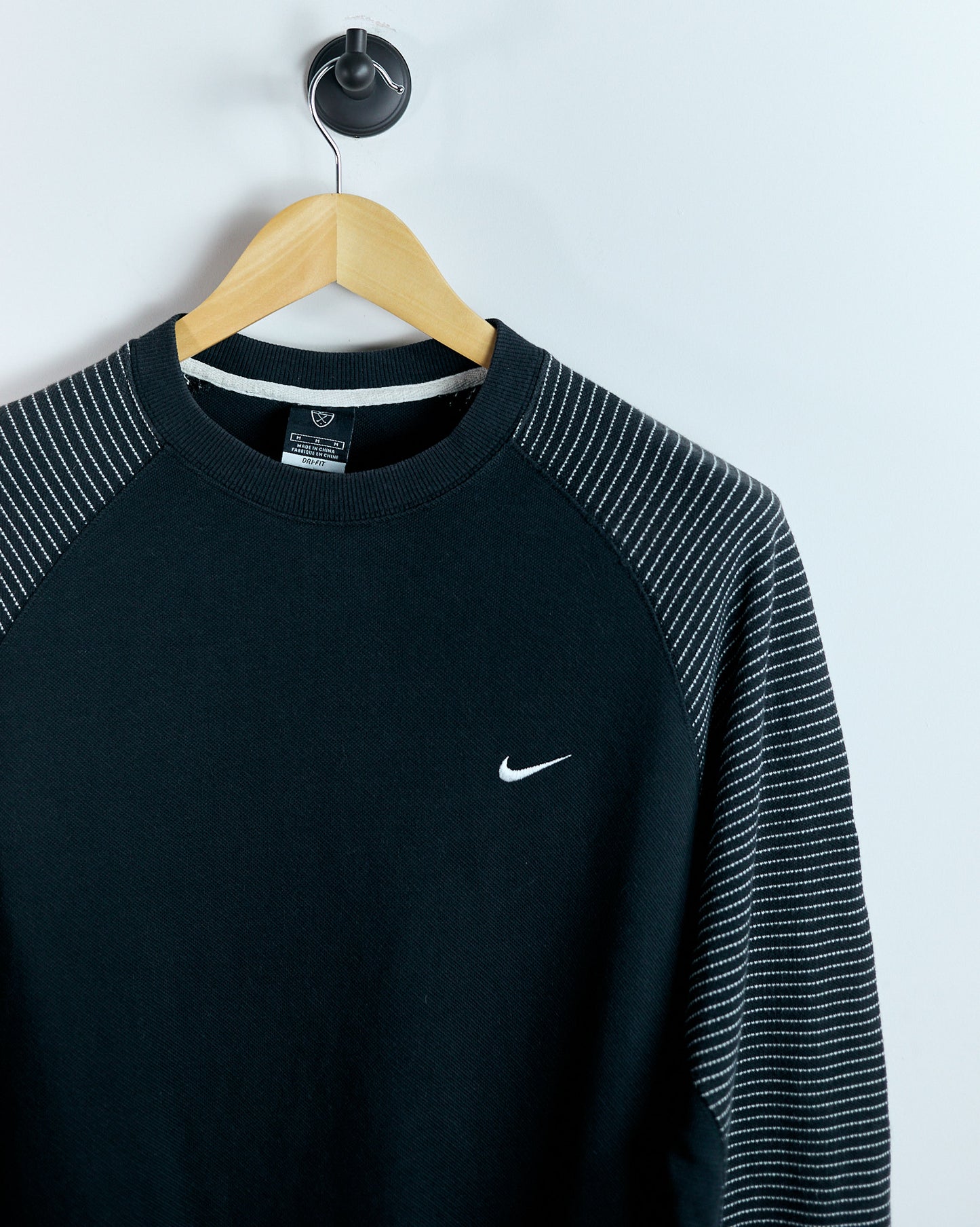 90s Nike Shield Logo Black/White Long Sleeve Stitch Crew Neck Jumper (M)