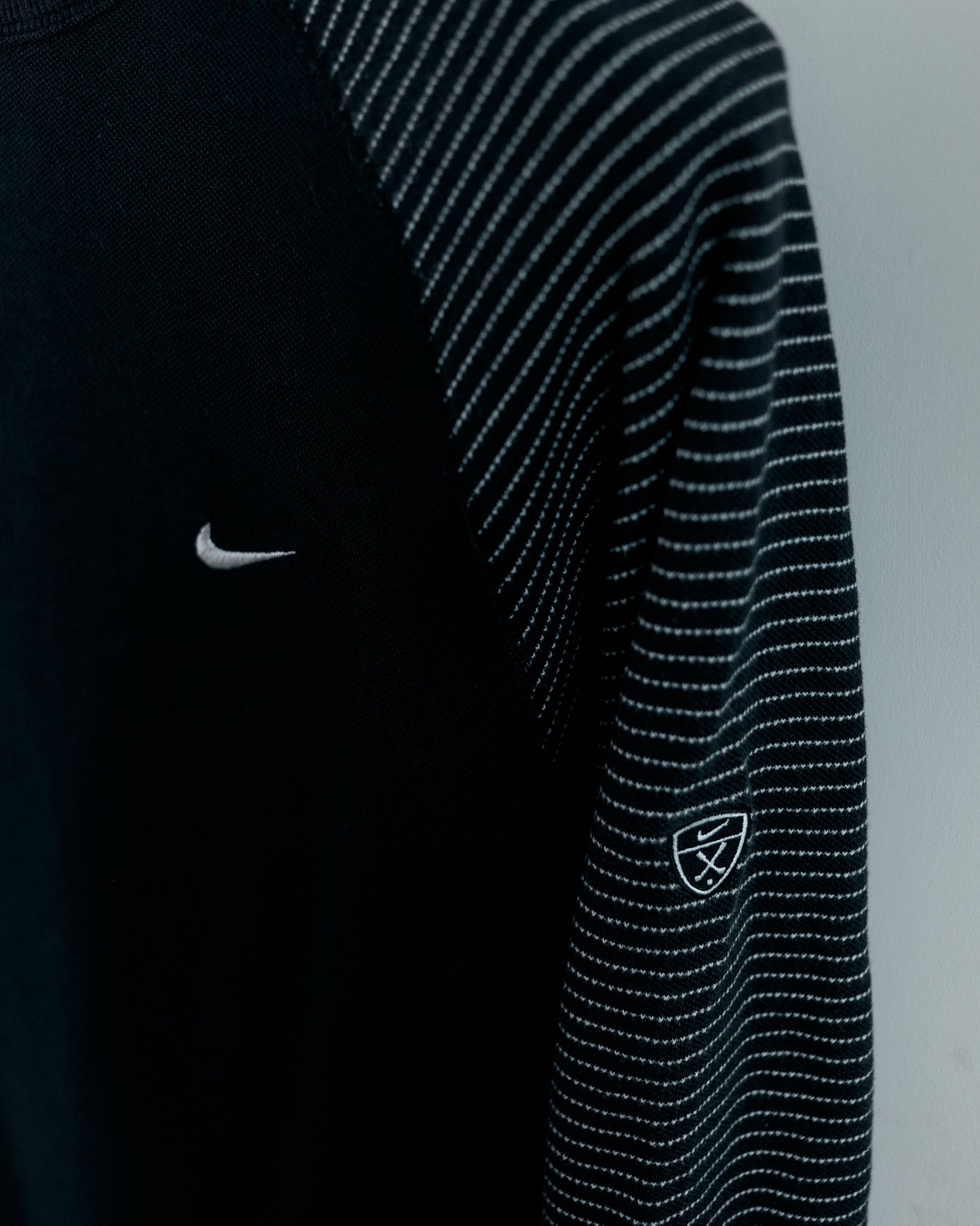 90s Nike Shield Logo Black/White Long Sleeve Stitch Crew Neck Jumper (M)