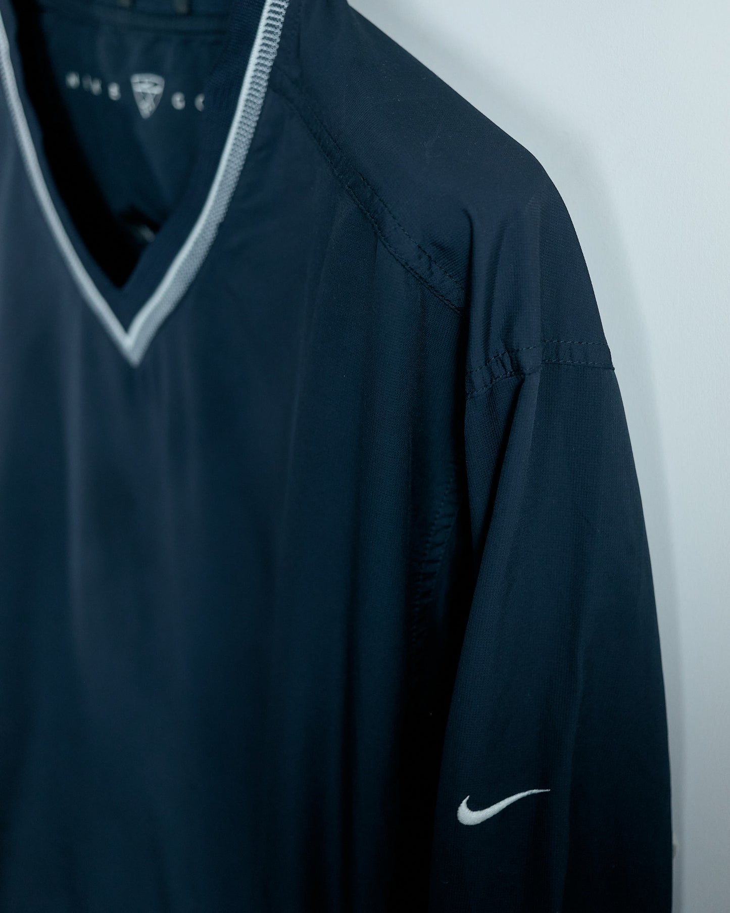 90s Nike Golf Navy Blue V Neck Windbreaker (L)