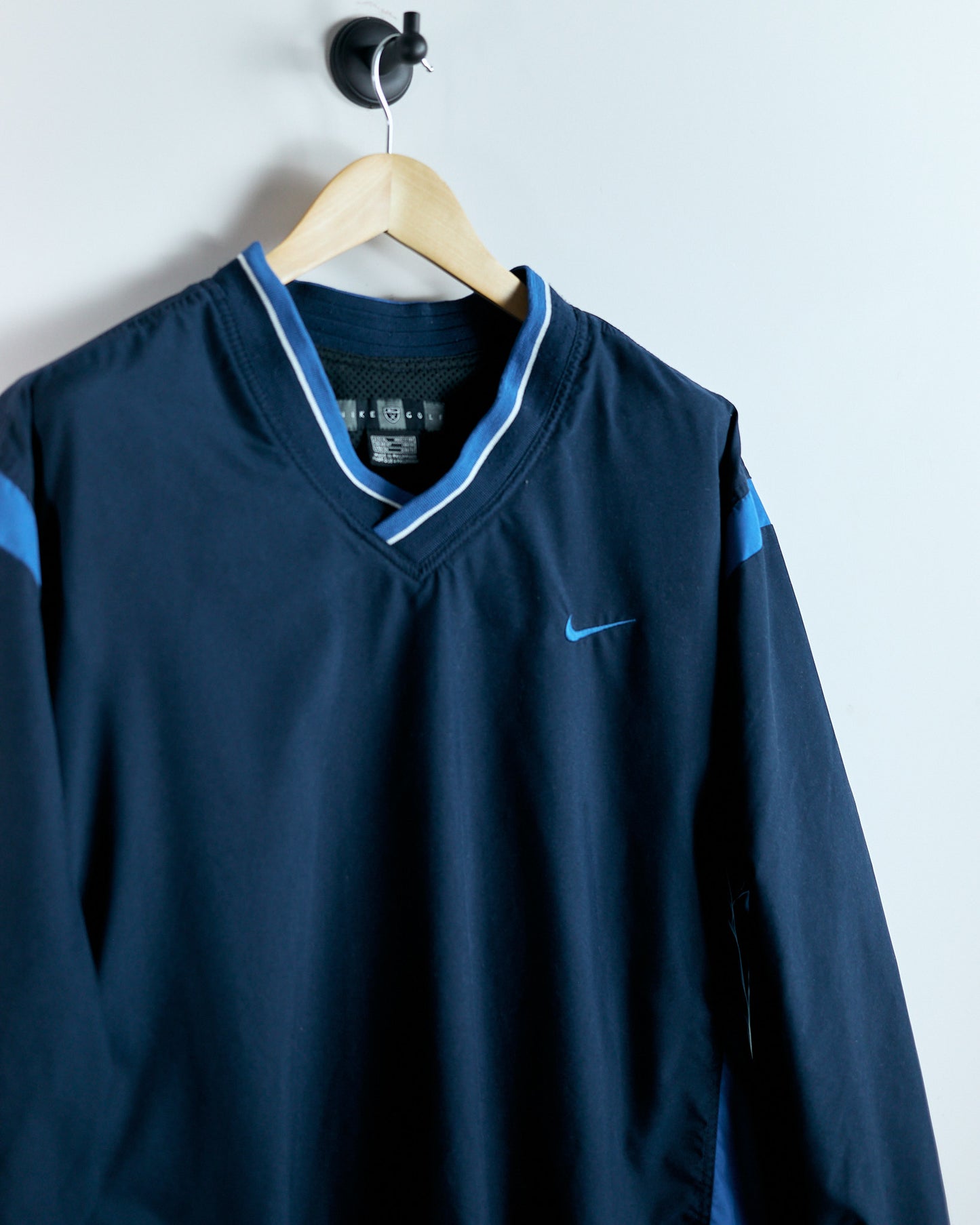 90s Nike Shield Logo Navy Blue V Neck Windbreaker (XL)