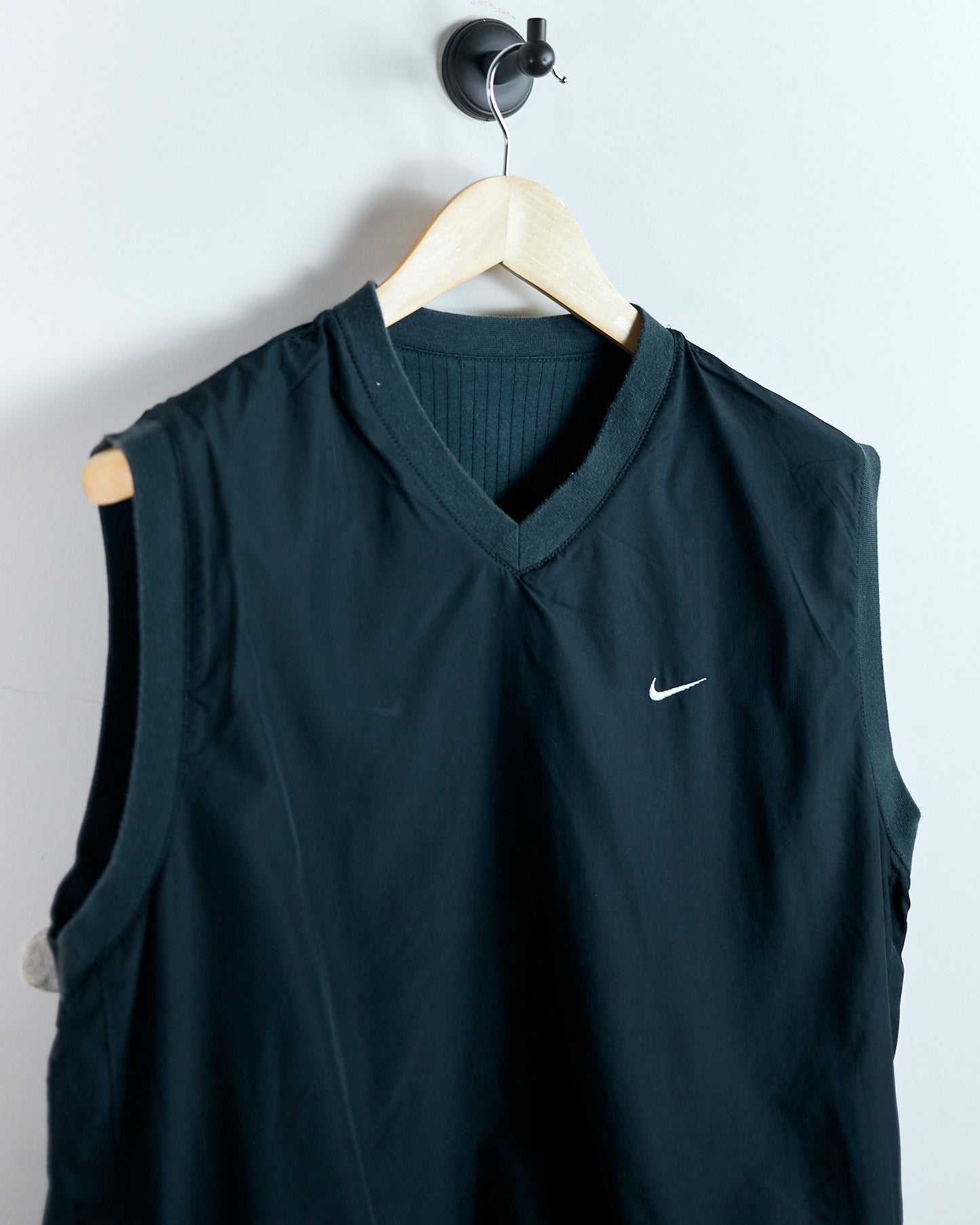 90s Nike Shield Logo Black Reversible V-Neck windbreaker gilet (S)