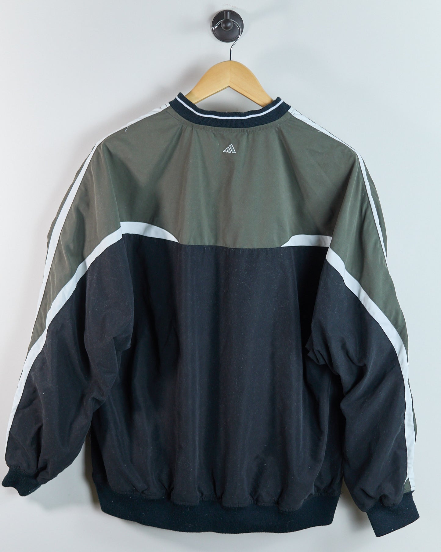 90s Adidas Golf Black and Green V Neck Windbreaker (M)