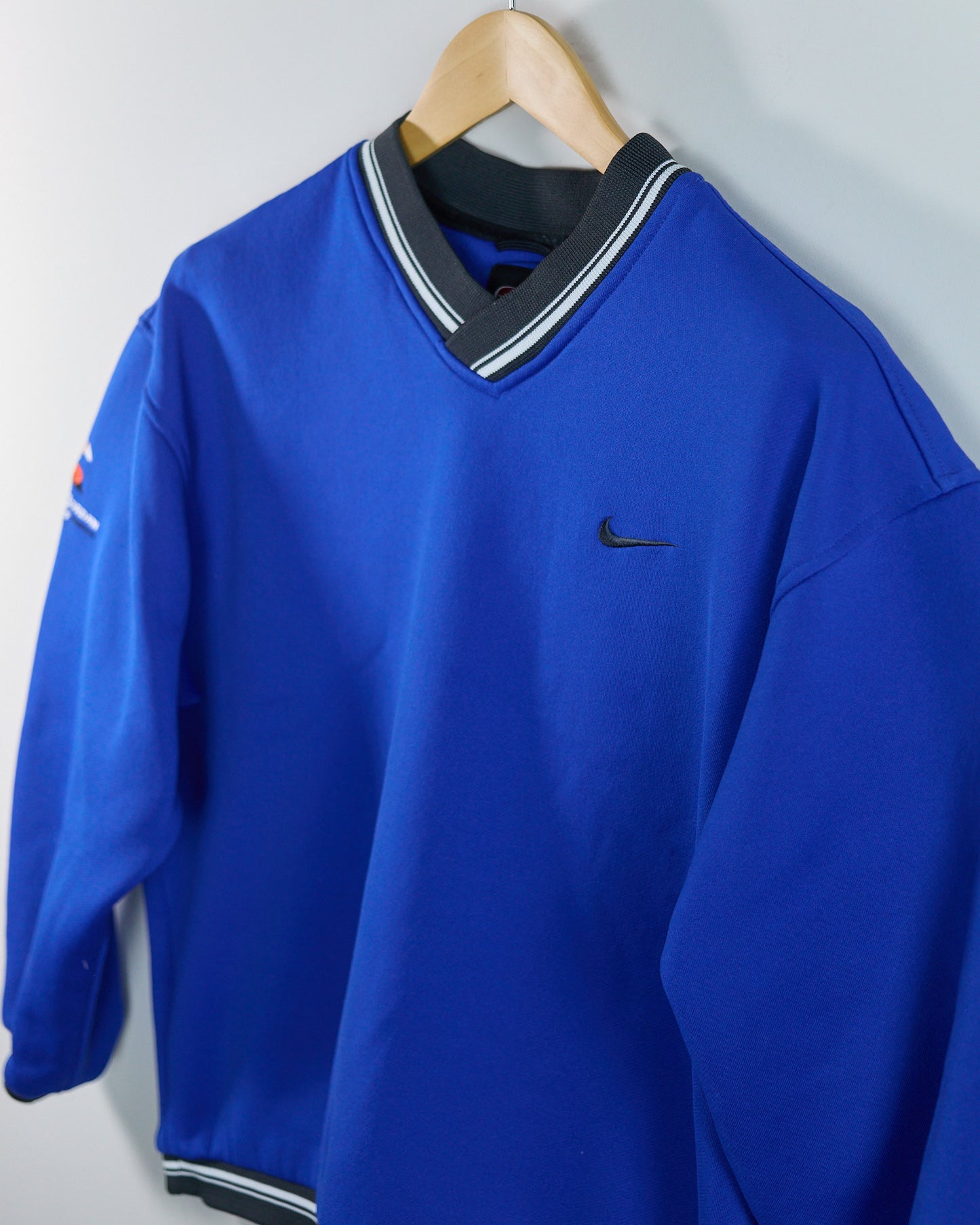 Early 90s Michael Jordan Golf x Nike Golf Yin Yang Blue/Black Jumper (XL)
