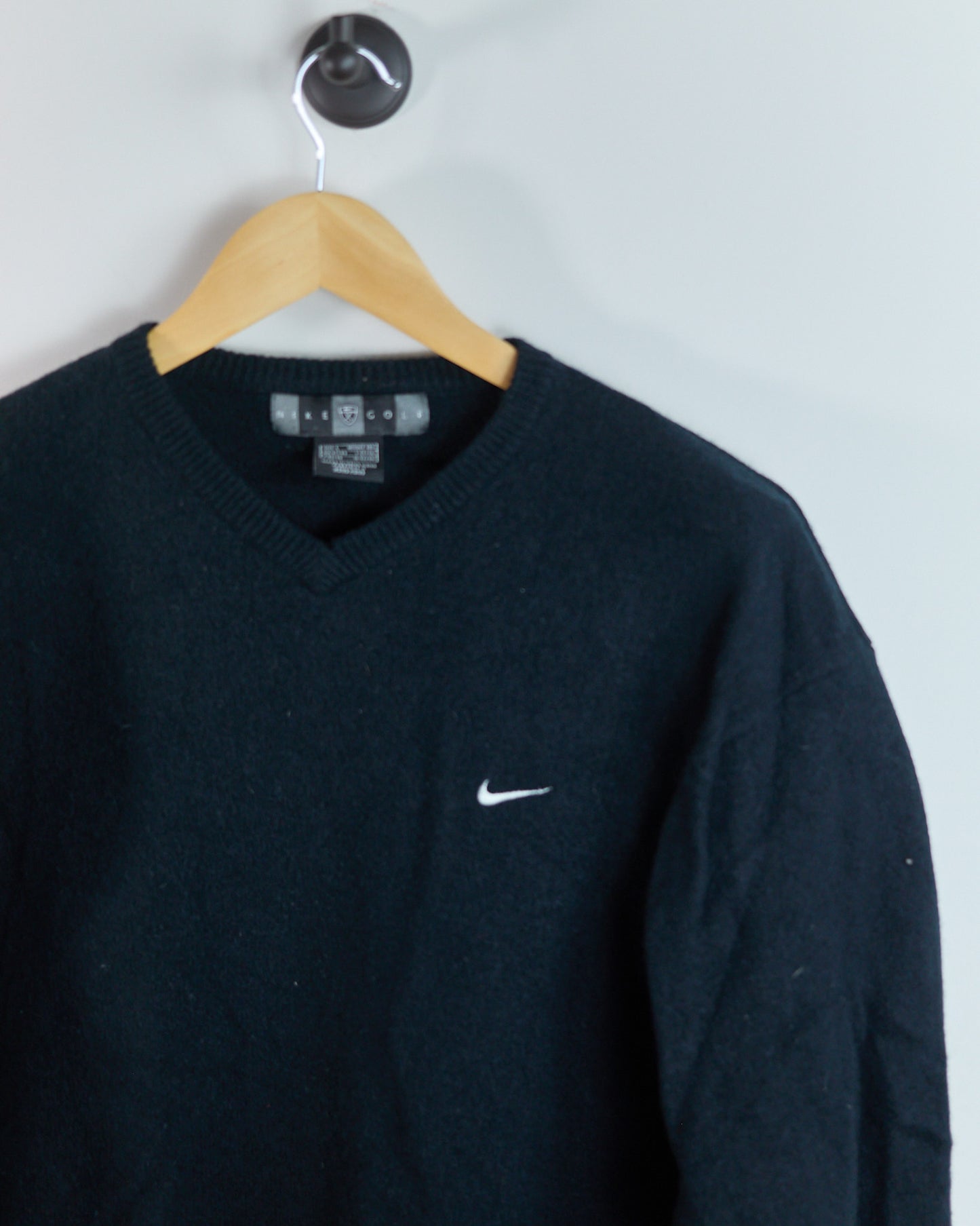 90s Nike Golf Black V Neck Jumper (L)