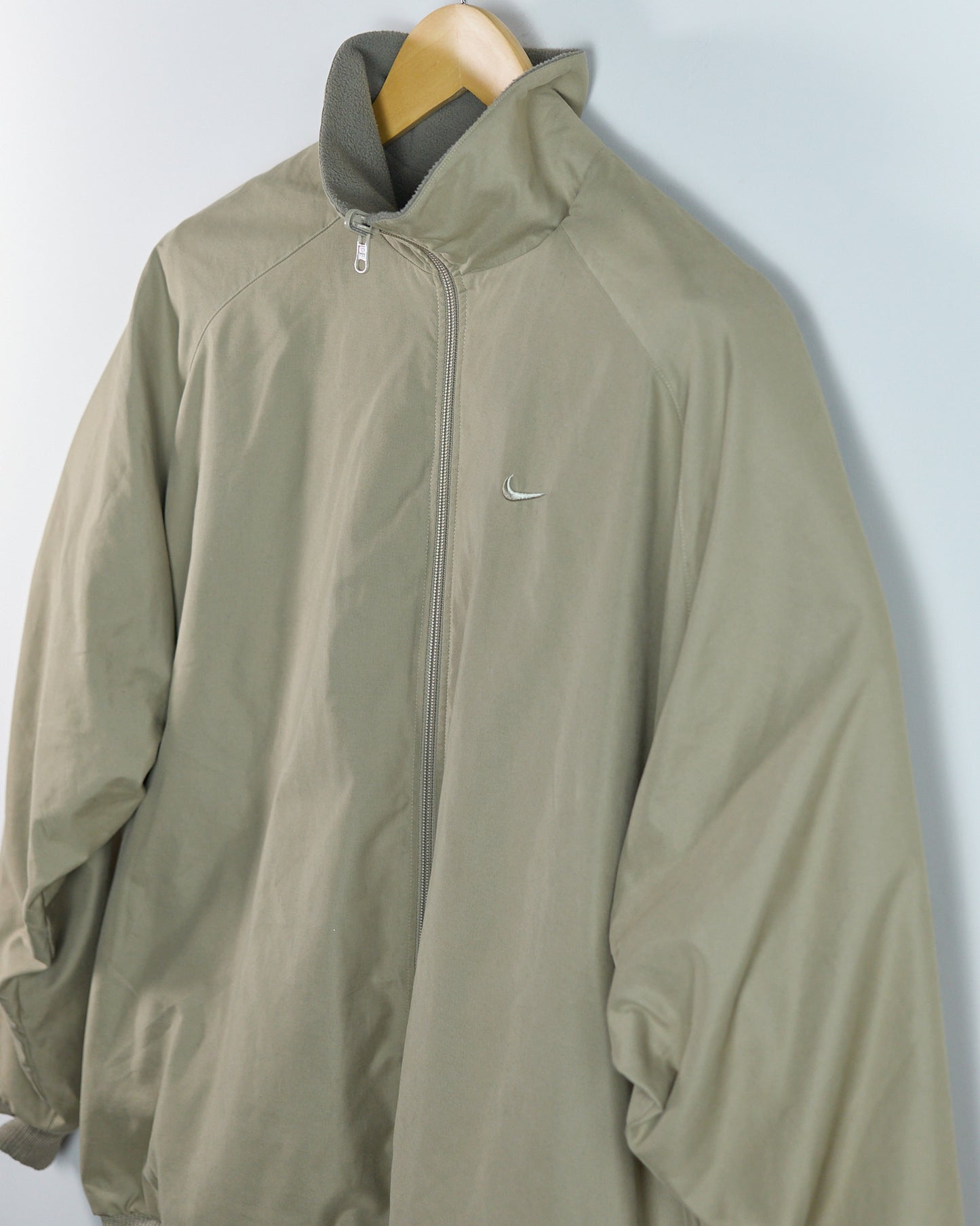 90s Nike Golf Beige and Green Zip Up Fleece (XL)