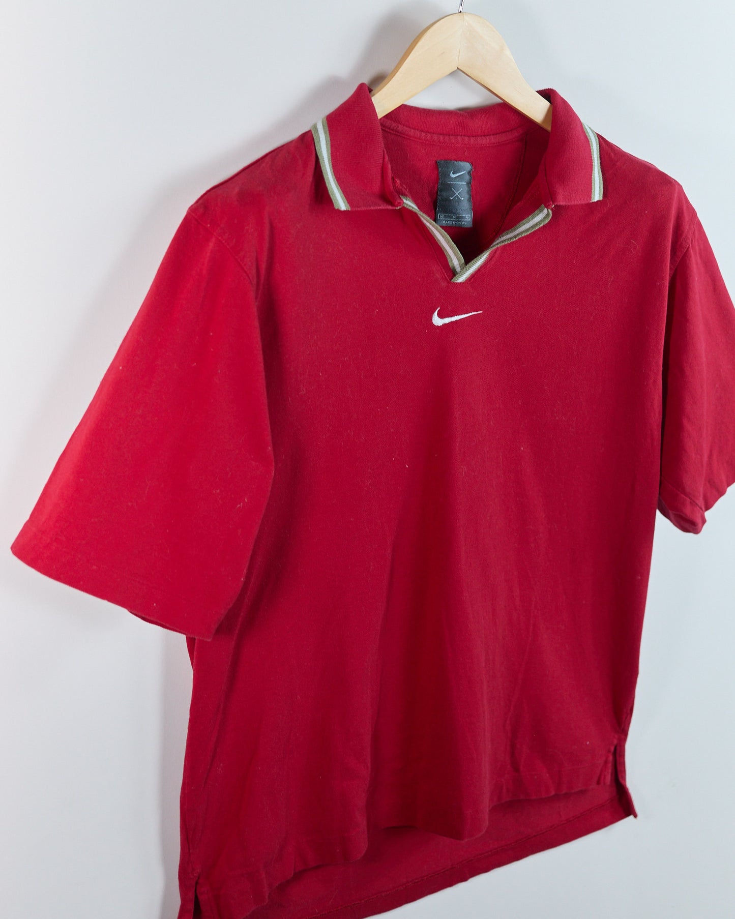 Early 00s Nike Golf Red Polo, Yin Yang logo (M)