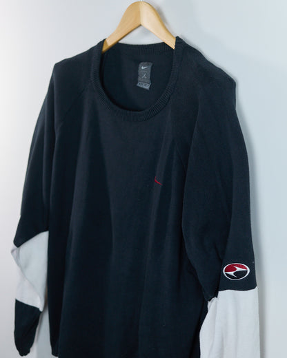 90s to 00s Nike Golf Tiger Woods Yin Yang Black/White Crew Neck Jumper (L)
