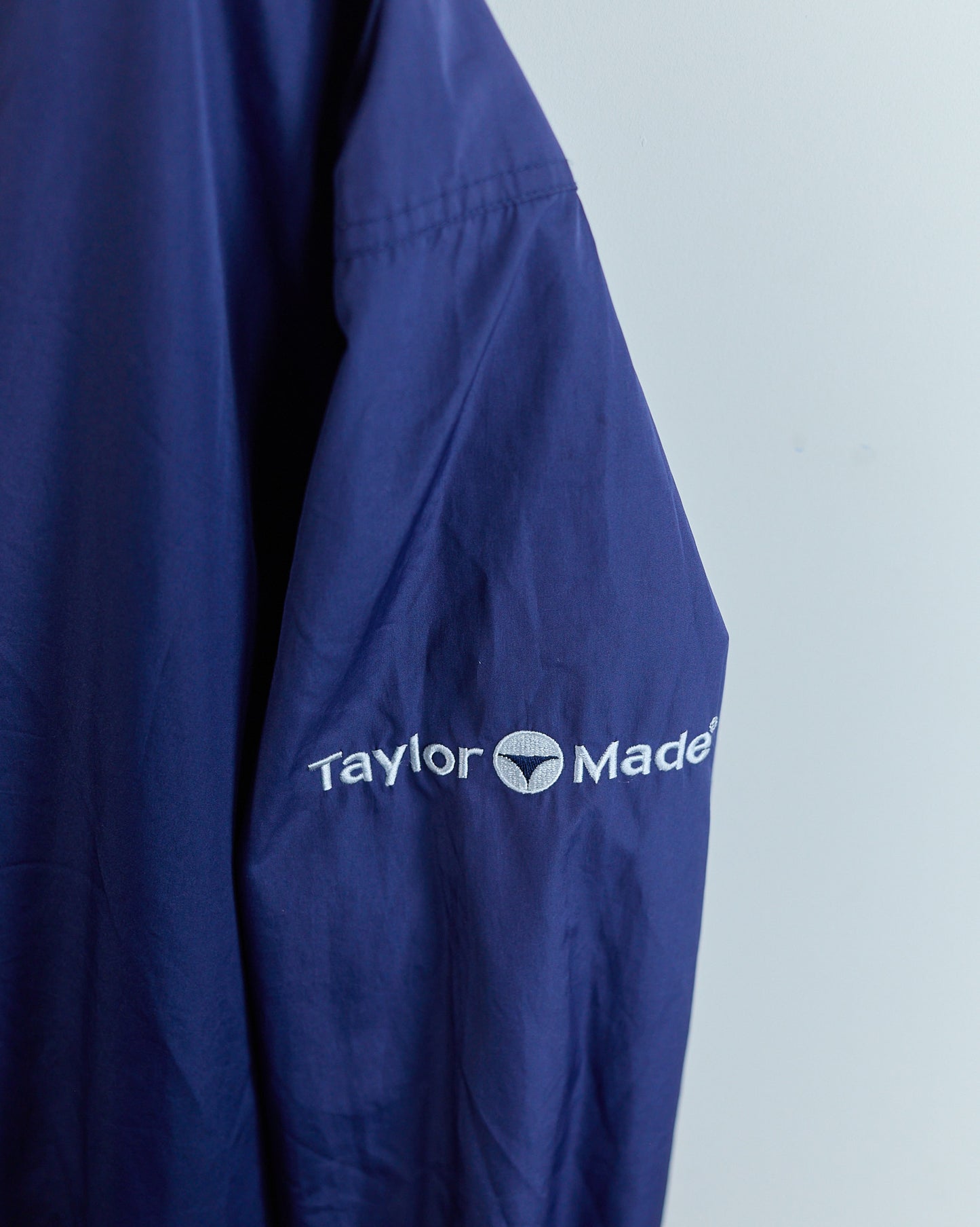 90s TaylorMade Blue/White V Neck Windbreaker (XL)