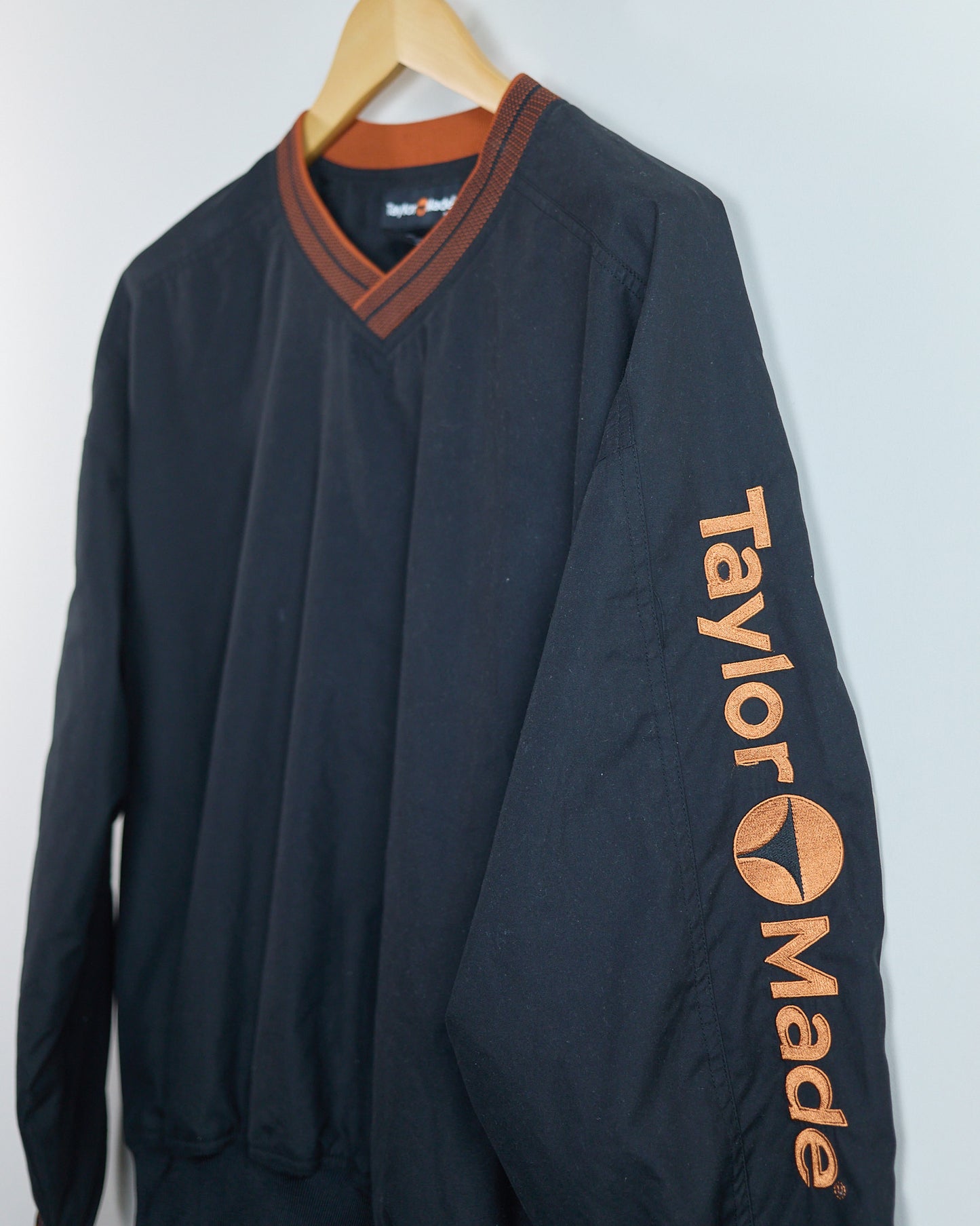 90s TaylorMade Black/Orange V Neck Windbreaker (M)