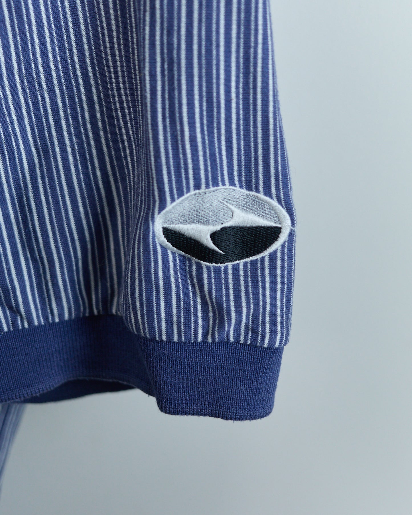 90s Nike Golf Yin Yang logo, Blue/White Zip Up Polo (XL)
