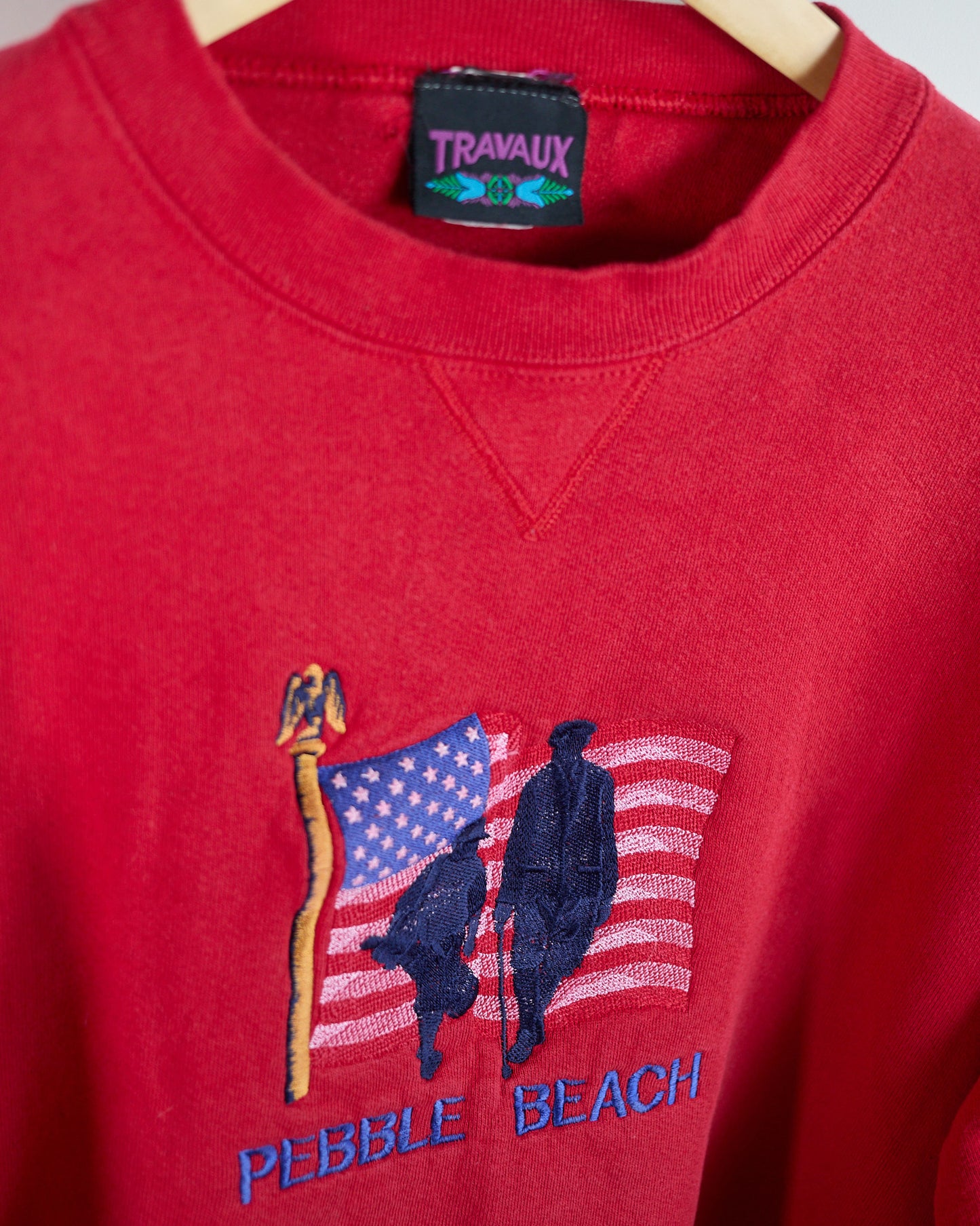 90s Travaux Red Pebble Beach Crew Neck Jumper (XL)
