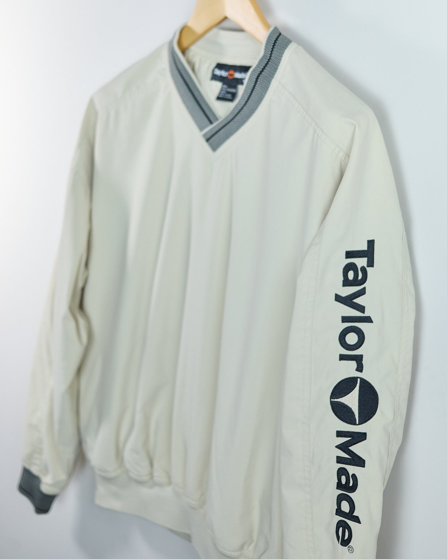 90s TaylorMade Cream V Neck Windbreaker (S)