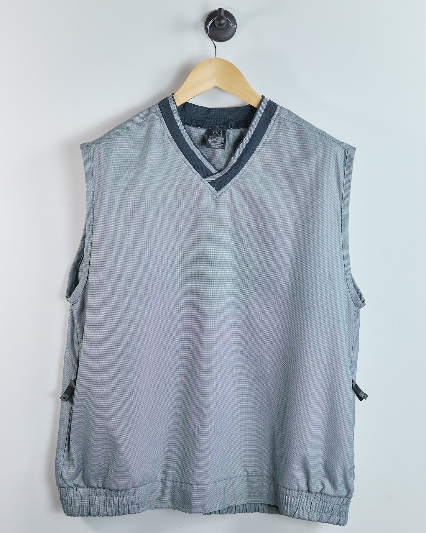 90s Nike Golf Black/White V Neck Windbreaker Vest (L)