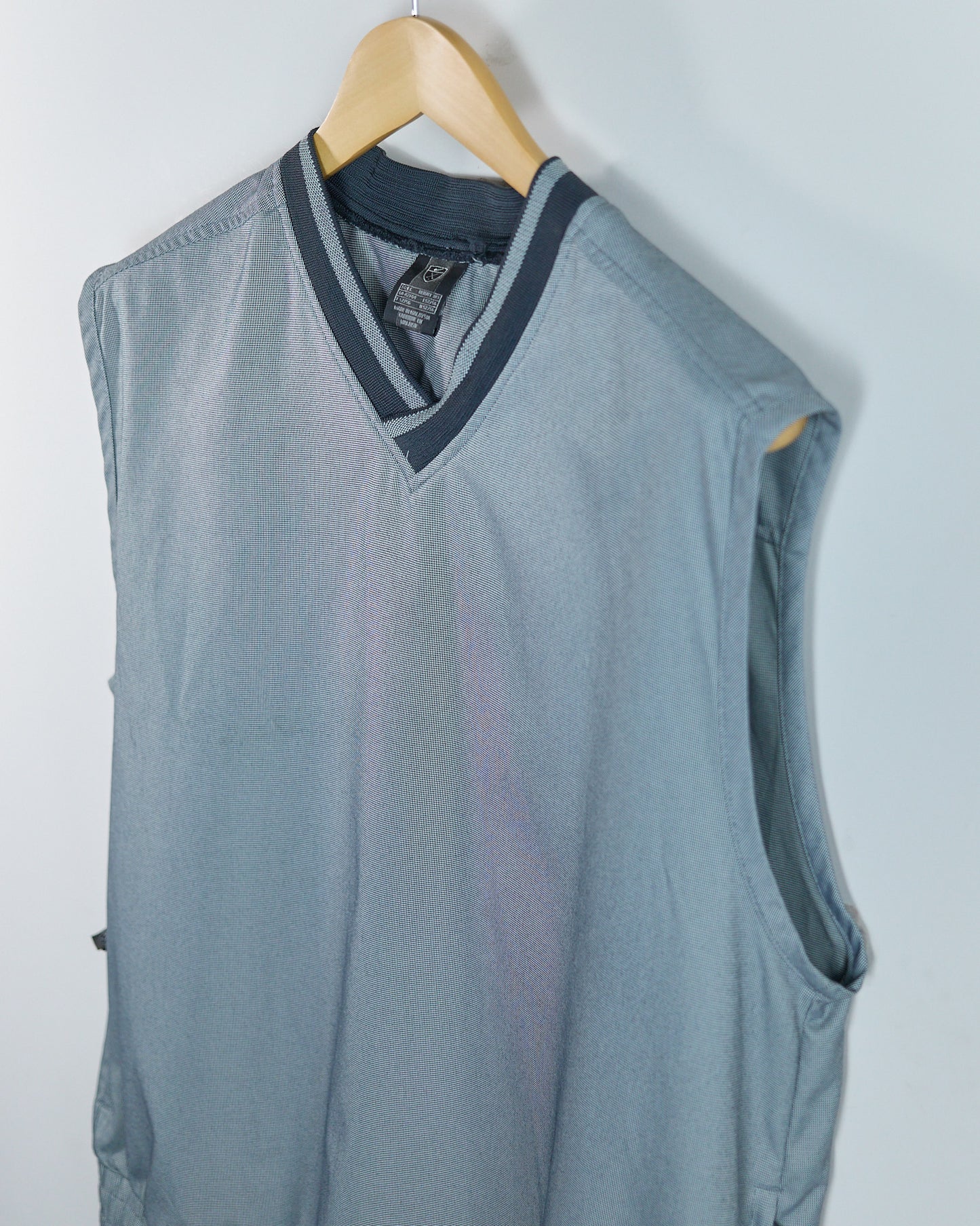 90s Nike Golf Black/White V Neck Windbreaker Vest (L)